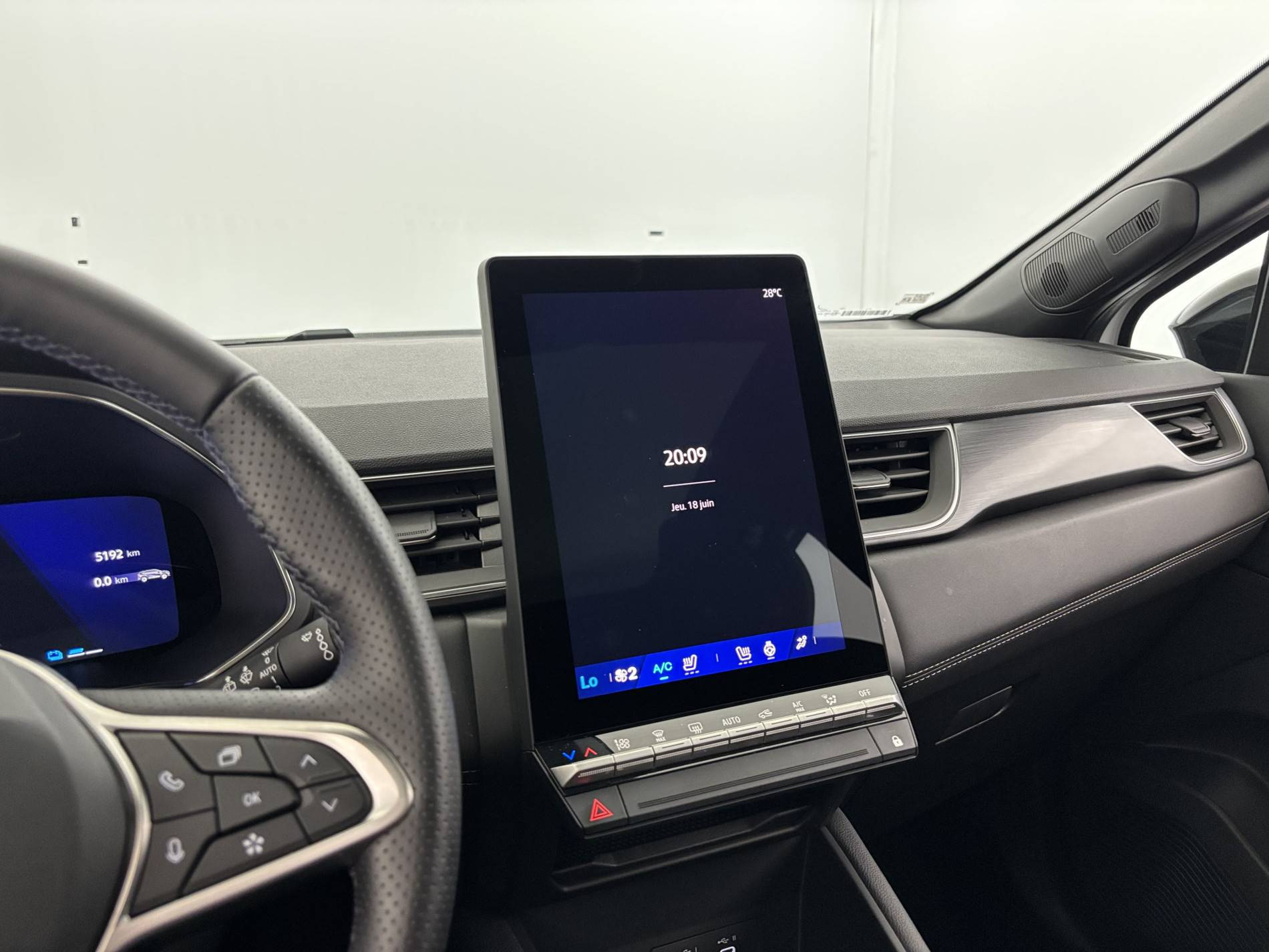 Vente en ligne Renault Symbioz  E-Tech full hybrid 145 au prix de 29 990 €