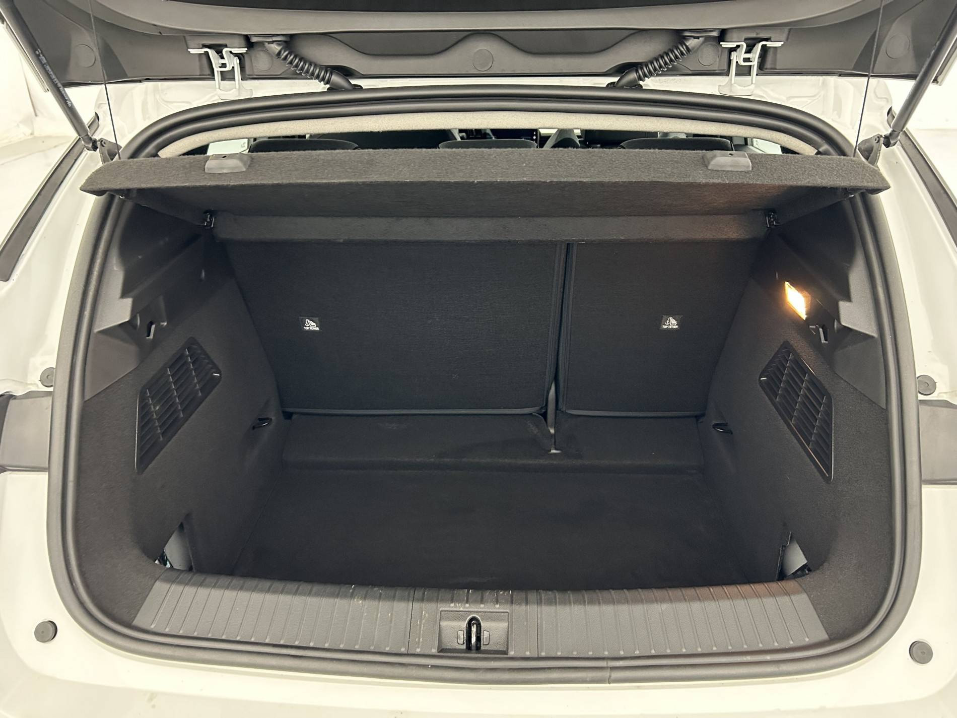 Vente en ligne Renault Megane E-Tech  EV40 130ch standard charge au prix de 16 990 €