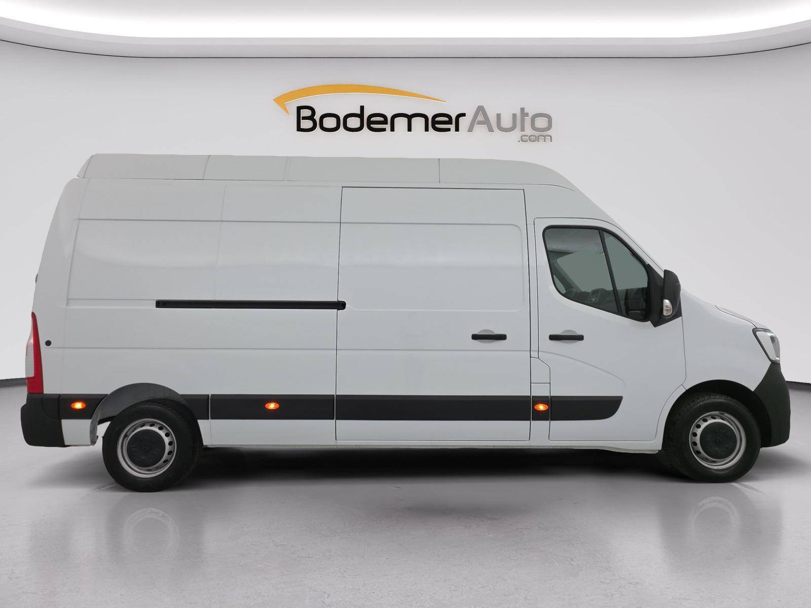 Vente en ligne Renault Master Fourgon MASTER FGN TRAC F3500 L3H3 BLUE DCI 135 au prix de 25 990 €