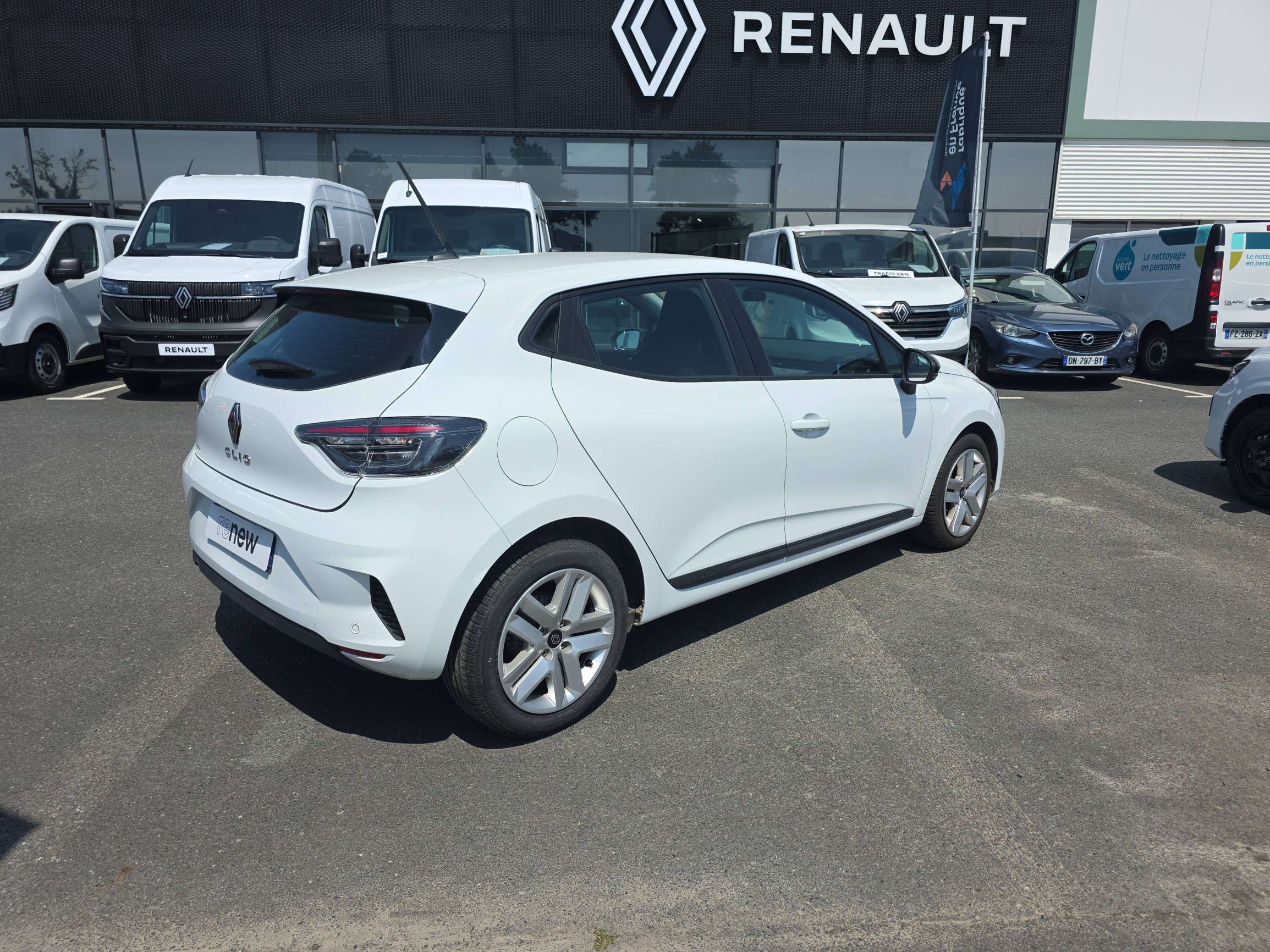 Vente en ligne Renault Clio 5 Clio TCe 90 ch GSR2 au prix de 15 990 €