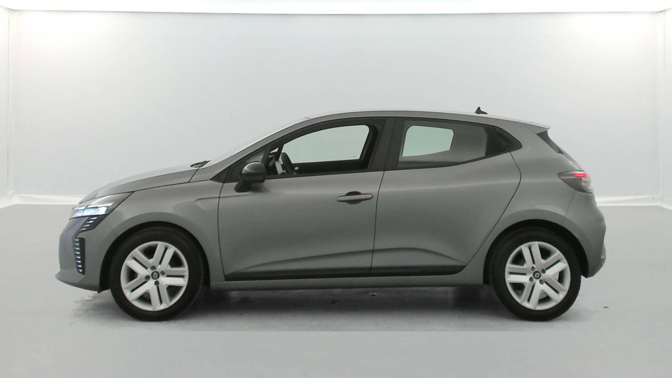 Vente en ligne Renault Clio 5 Clio TCe 90 au prix de 15 490 €