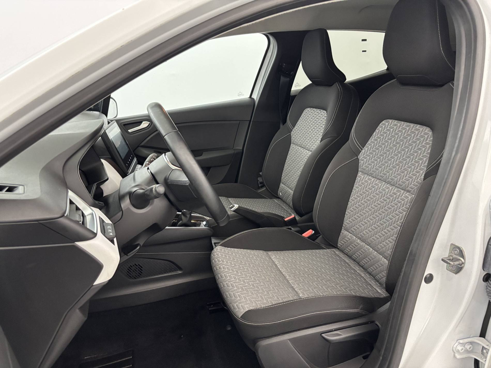 Vente en ligne Renault Clio 5 Clio TCe 90 au prix de 14 900 €