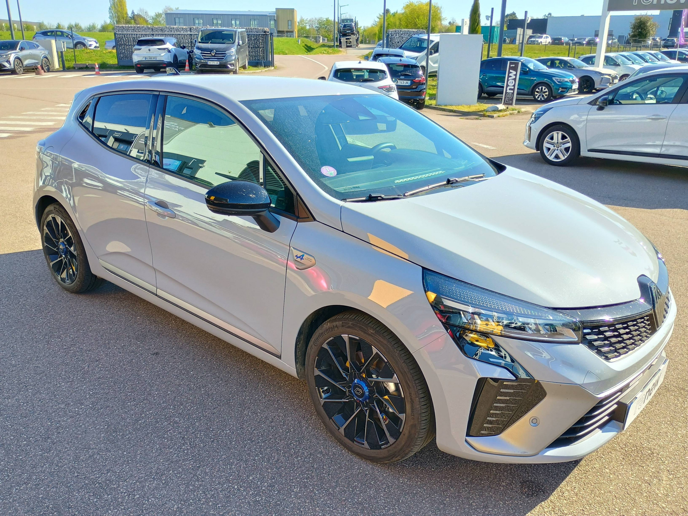 Vente en ligne Renault Clio 5 Clio E-Tech full hybrid 145 ch GSR2 au prix de 22 374 €