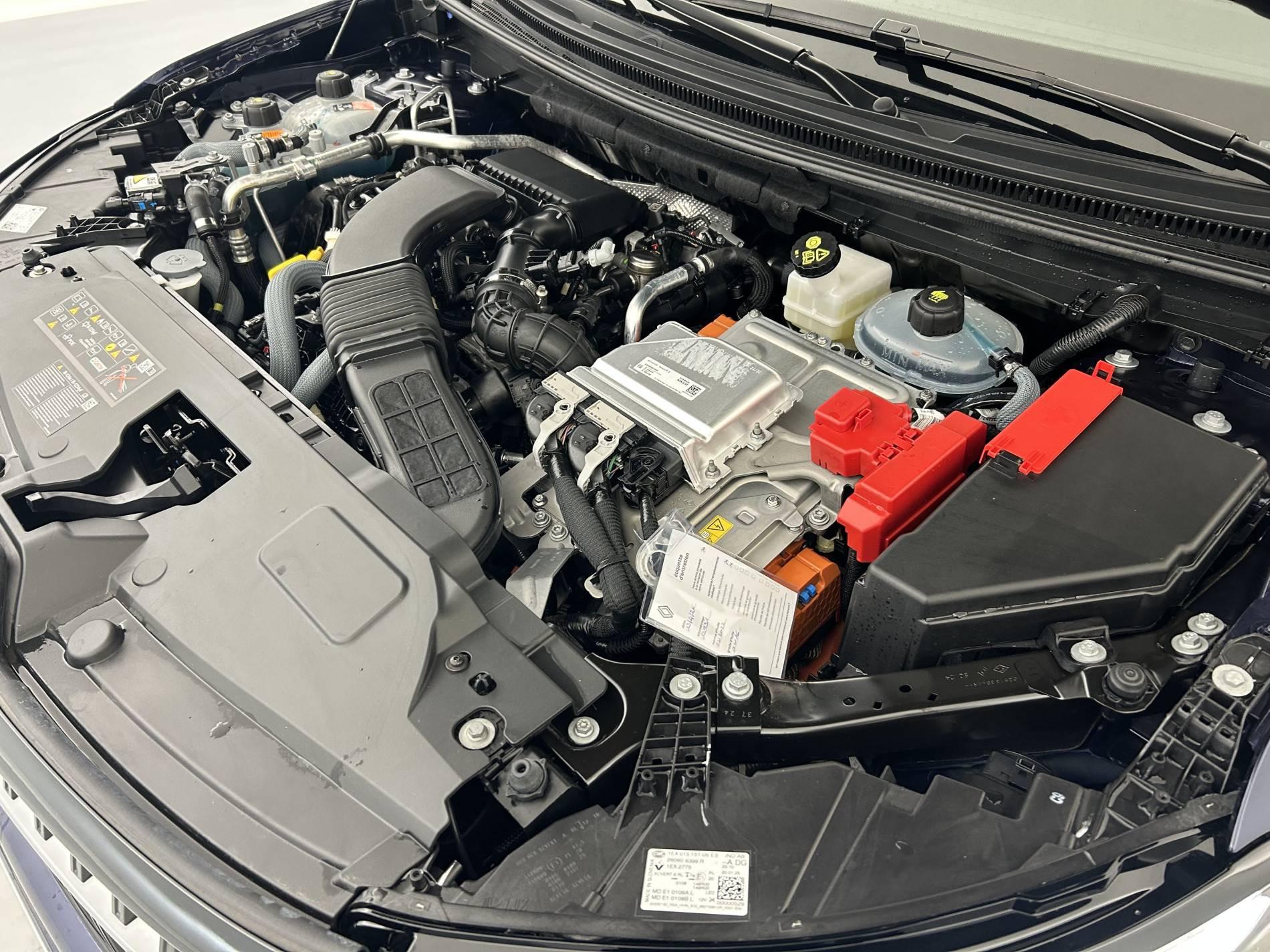 Vente en ligne Renault Espace Espace E-Tech full hybrid 200 GSR2 au prix de 35 490 €