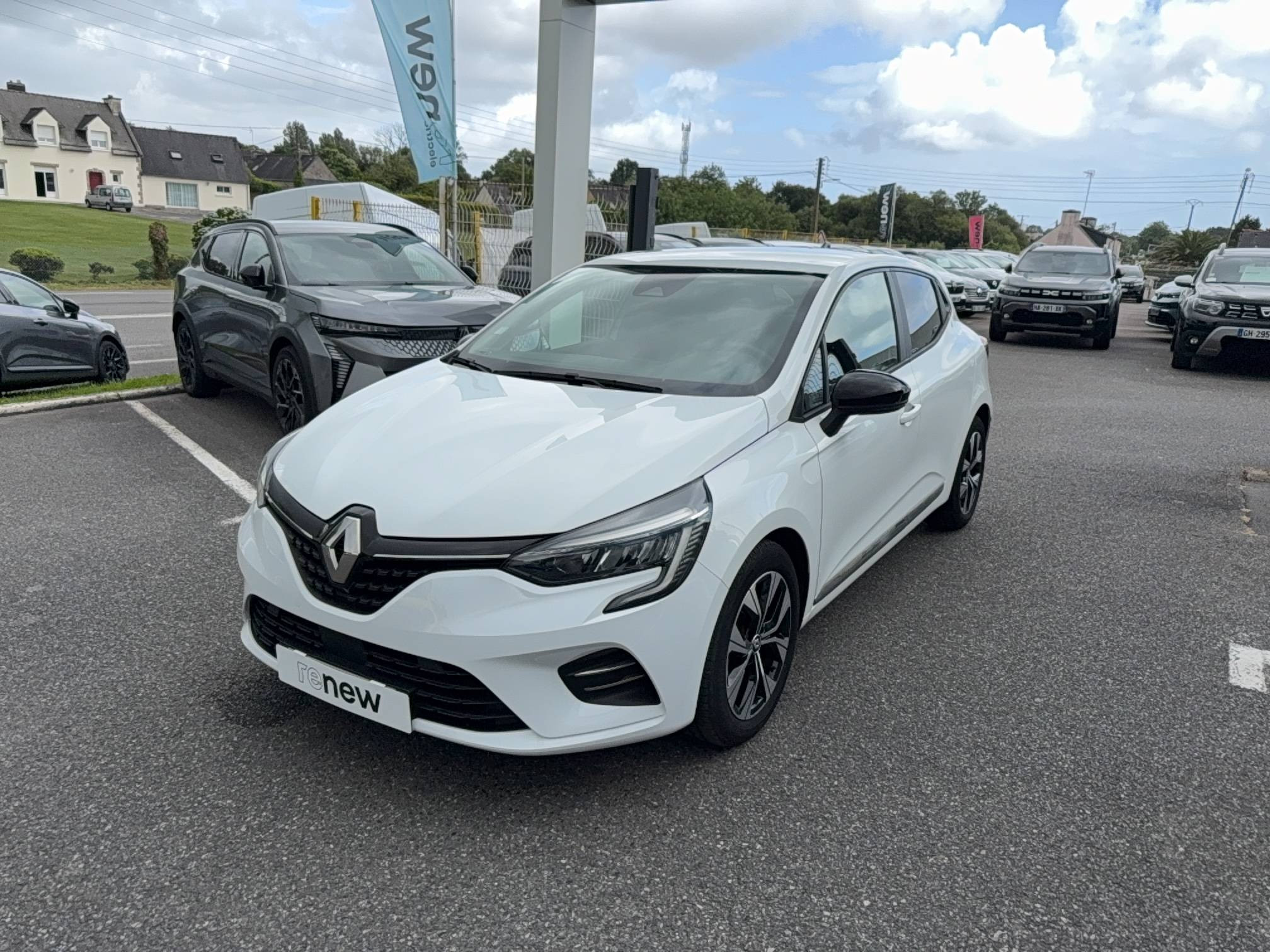 Renault Clio 5 Clio TCe 100 GPL occasion de 2023 en vente à Concarneau