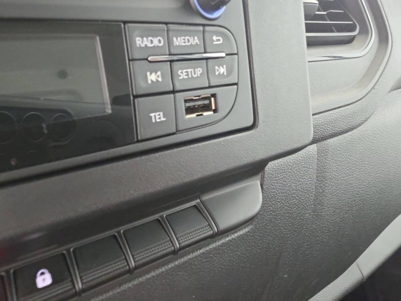 Vente en ligne Renault Master Fourgon MASTER FGN TRAC F3500 L3H3 BLUE DCI 135 au prix de 25 990 €