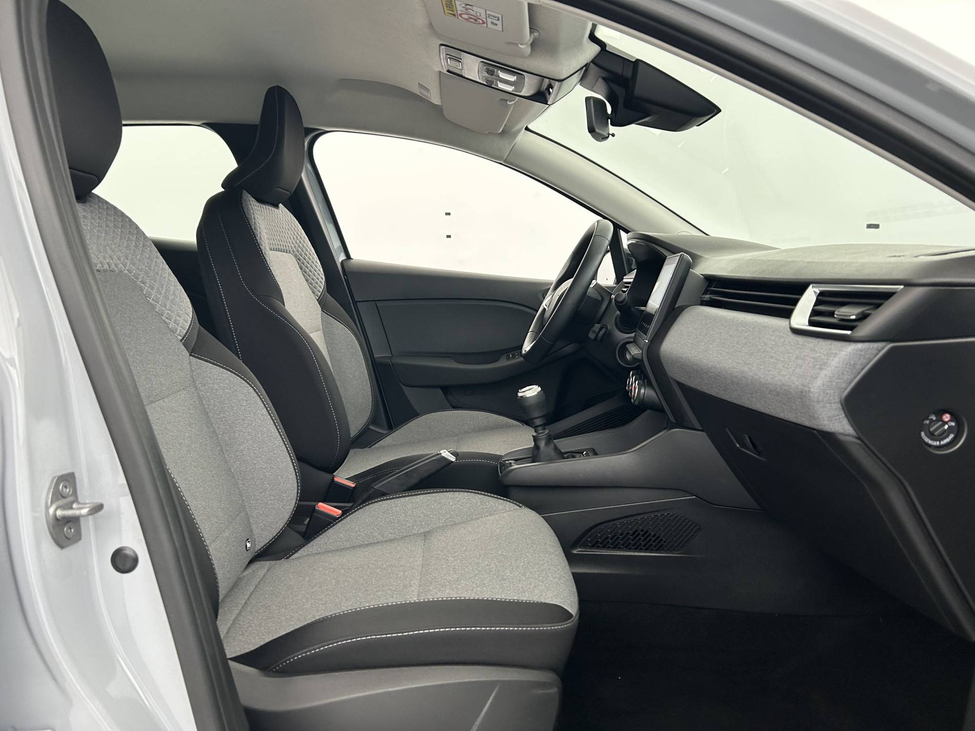 Vente en ligne Renault Clio 5 Clio Eco-G 100 ch GSR2 au prix de 15 590 €