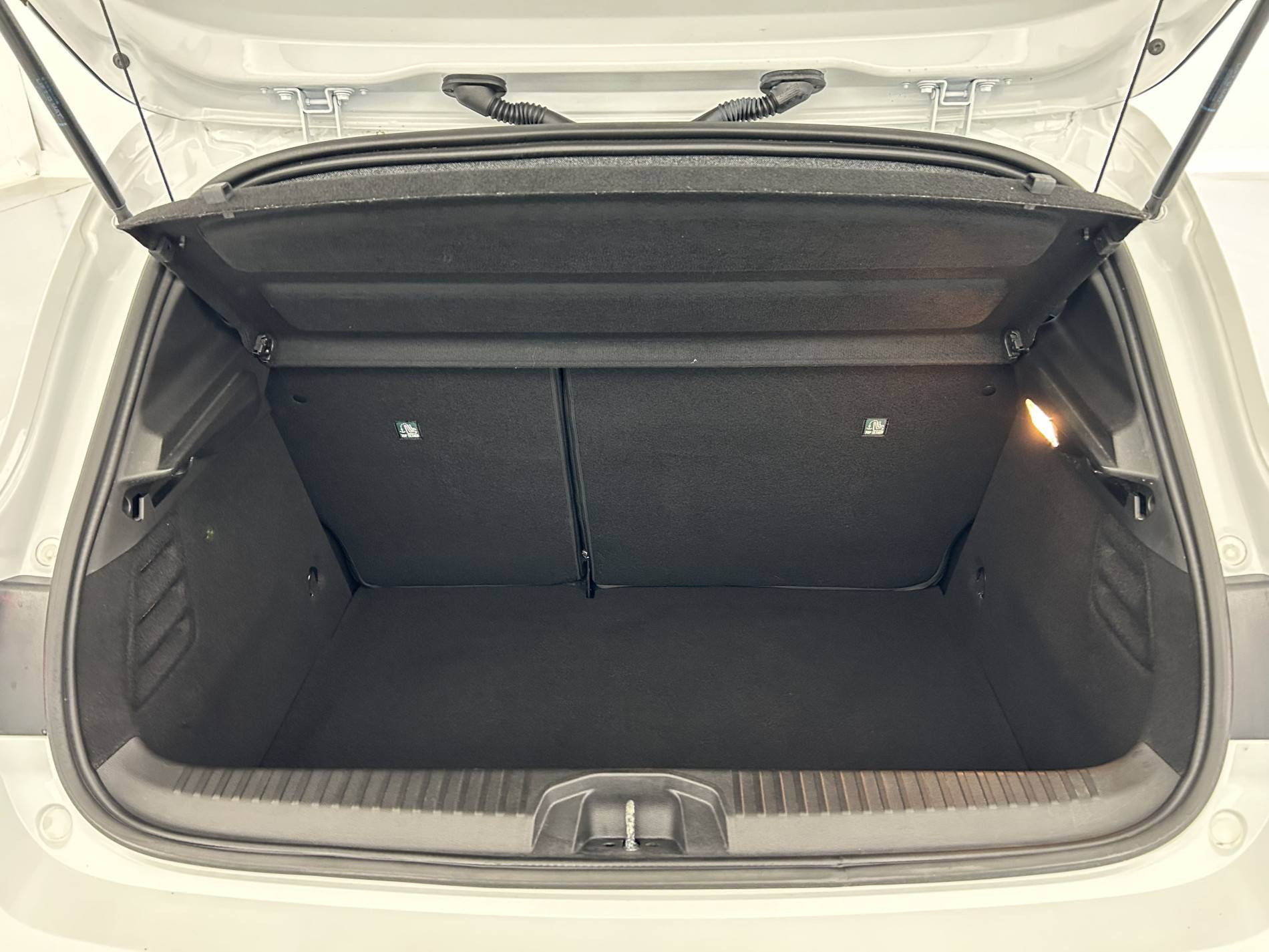Vente en ligne Renault Clio 5 Clio E-Tech full hybrid 145 au prix de 20 500 €