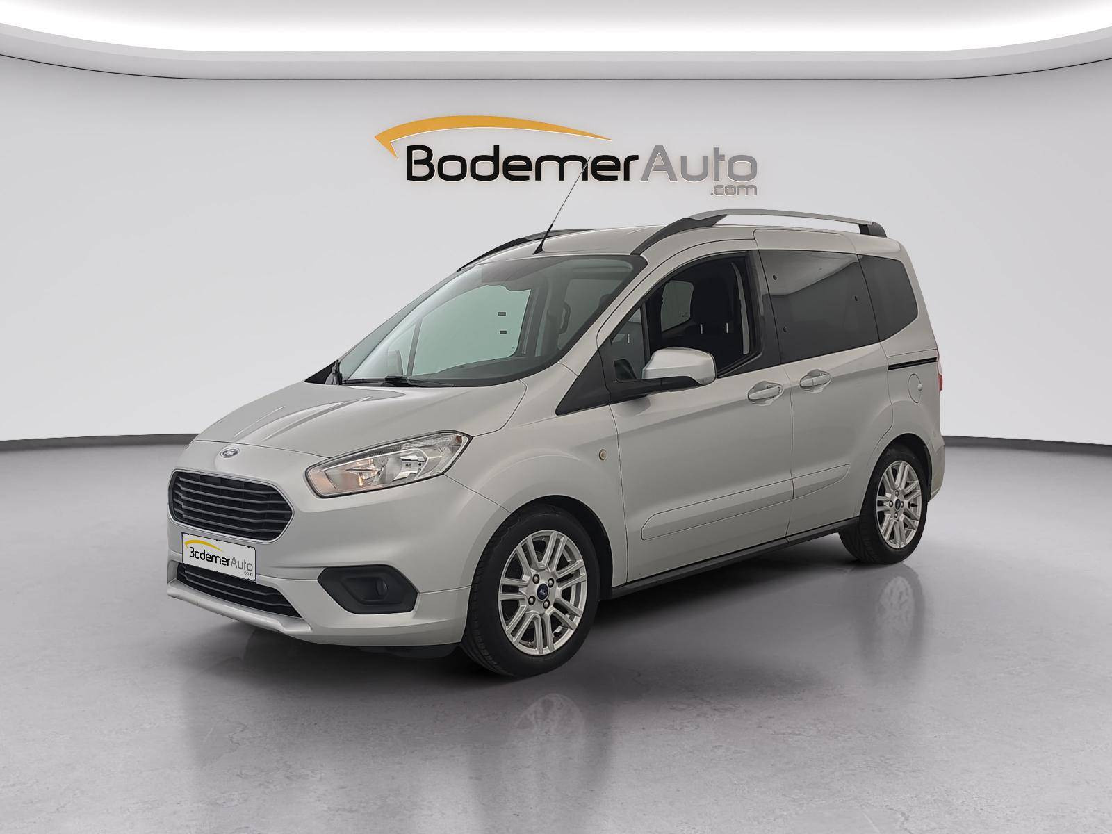 Ford Tourneo Courier  1.5 TDCI 100 BV6 S&S occasion de 2020 en vente à Concarneau