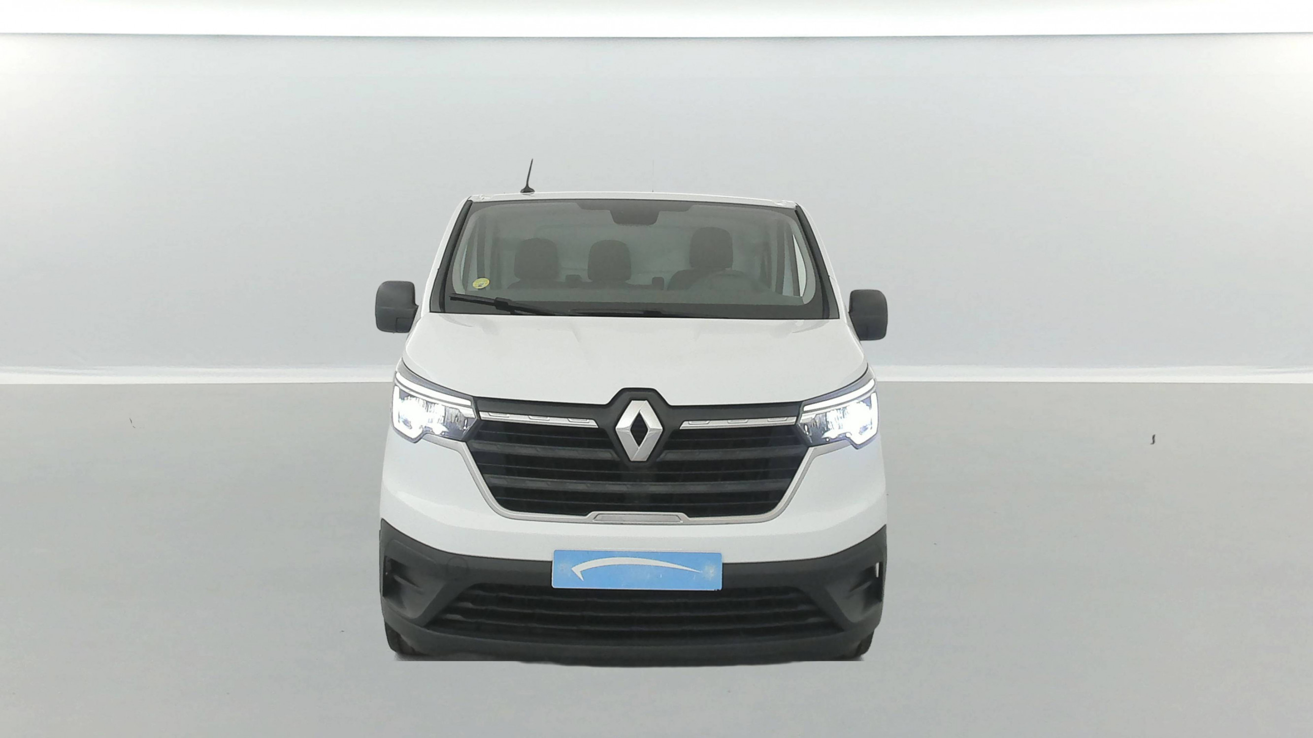 Vente en ligne Renault Trafic 3 Fourgon TRAFIC FGN L2H1 3000 KG BLUE DCI 130 au prix de 22 990 €