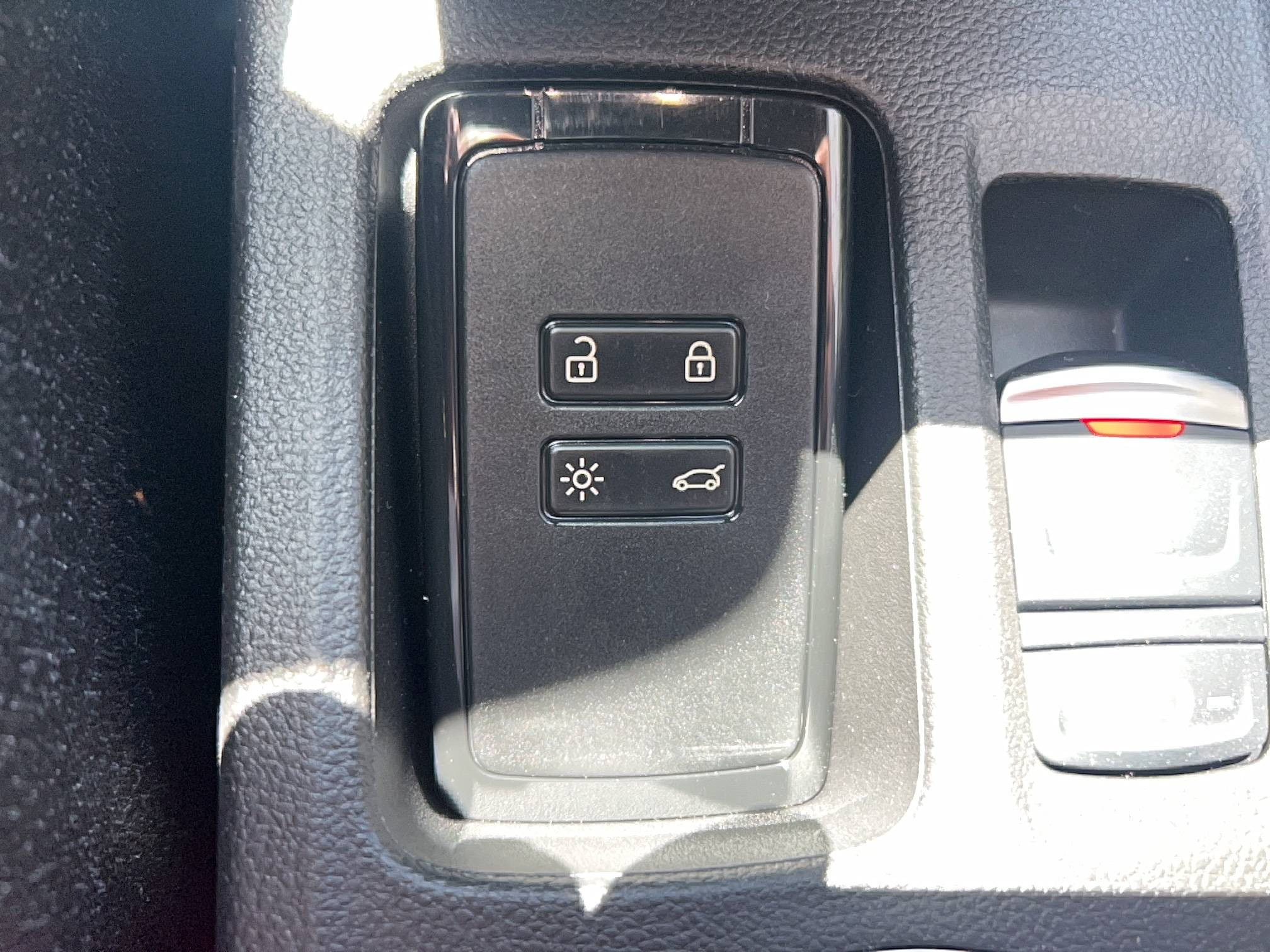 Vente en ligne Renault Captur  E-Tech full hybrid 160 ch au prix de 30 990 €