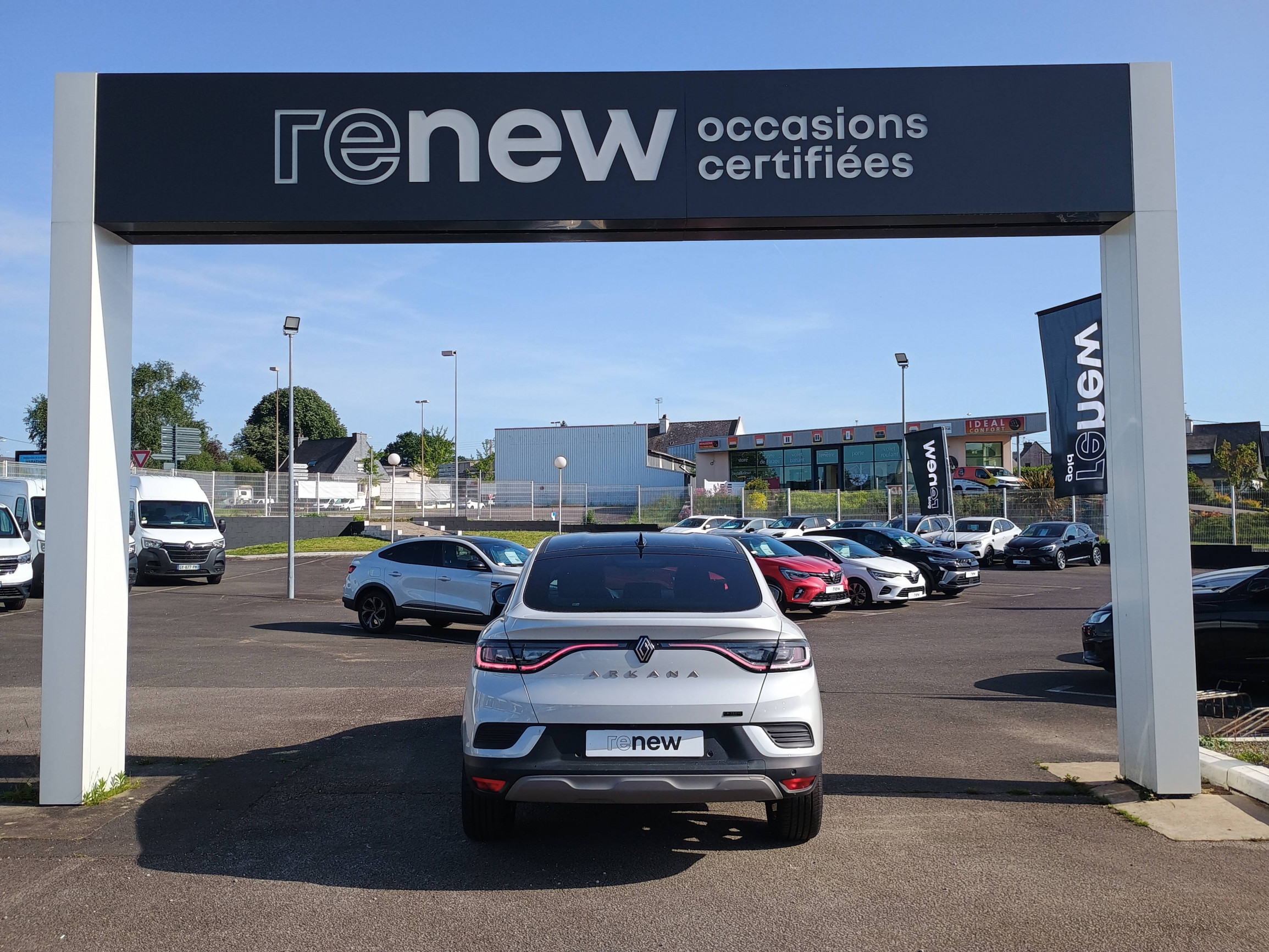 Vente en ligne Renault Arkana  E-Tech full hybrid 145 GSR2 au prix de 25 990 €