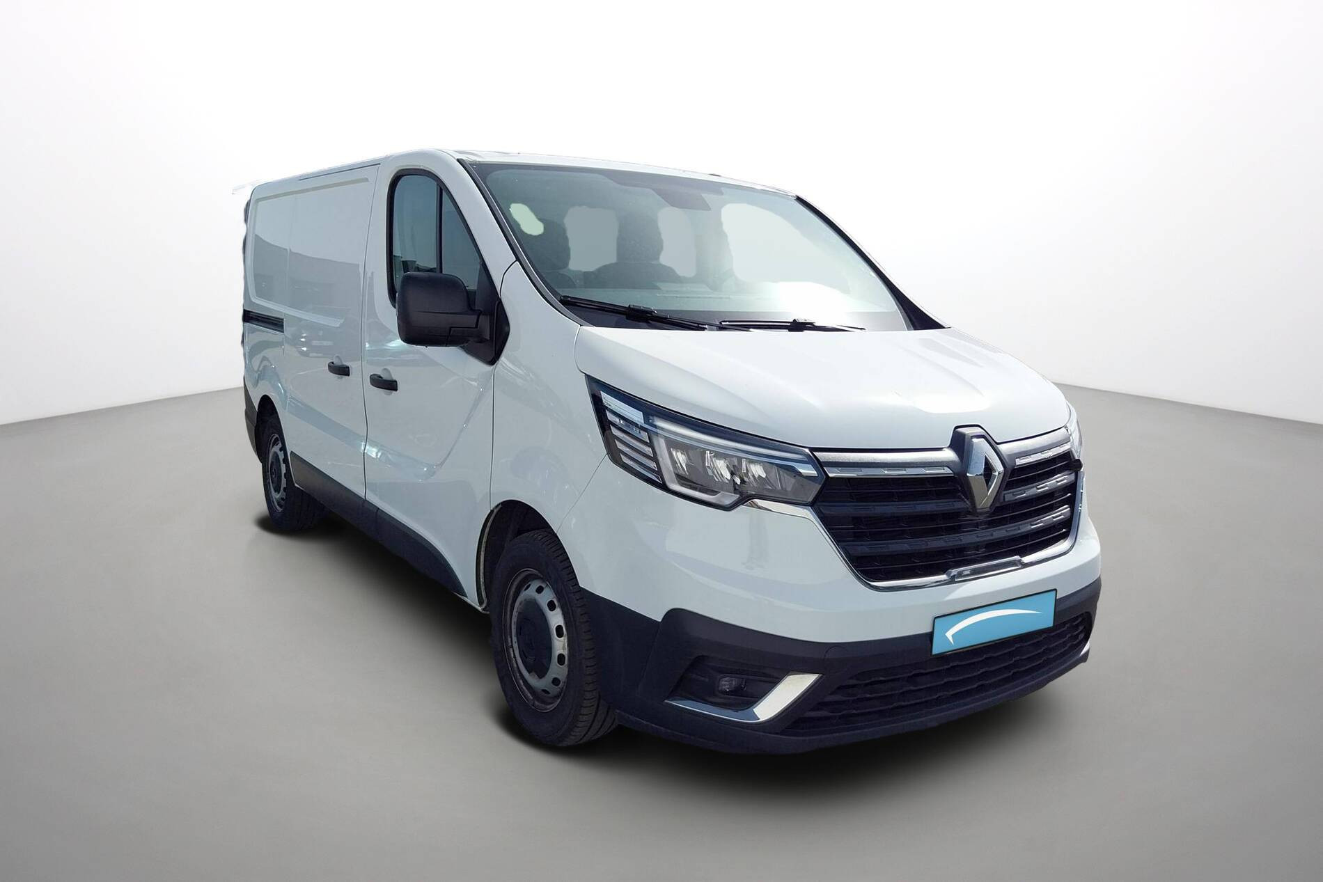 Vente en ligne Renault Trafic 3 Fourgon TRAFIC FGN L1H1 2800 KG BLUE DCI 110 au prix de 21 490 €