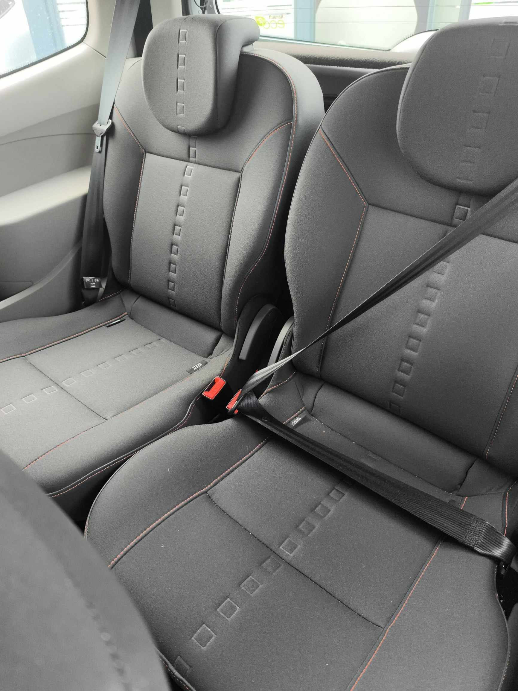 Vente en ligne Renault Twingo 2  1.2 16v 75 au prix de 6 490 €