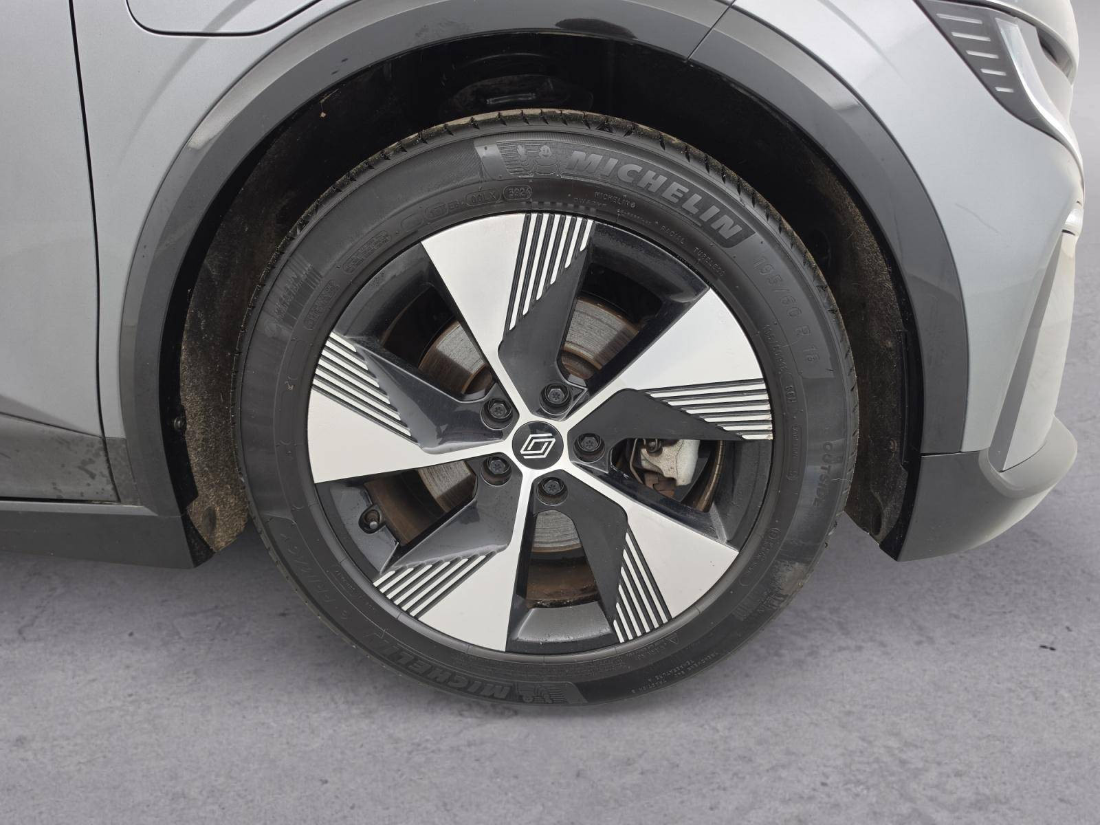 Vente en ligne Renault Megane E-Tech  EV60 220 ch super charge au prix de 24 499 €