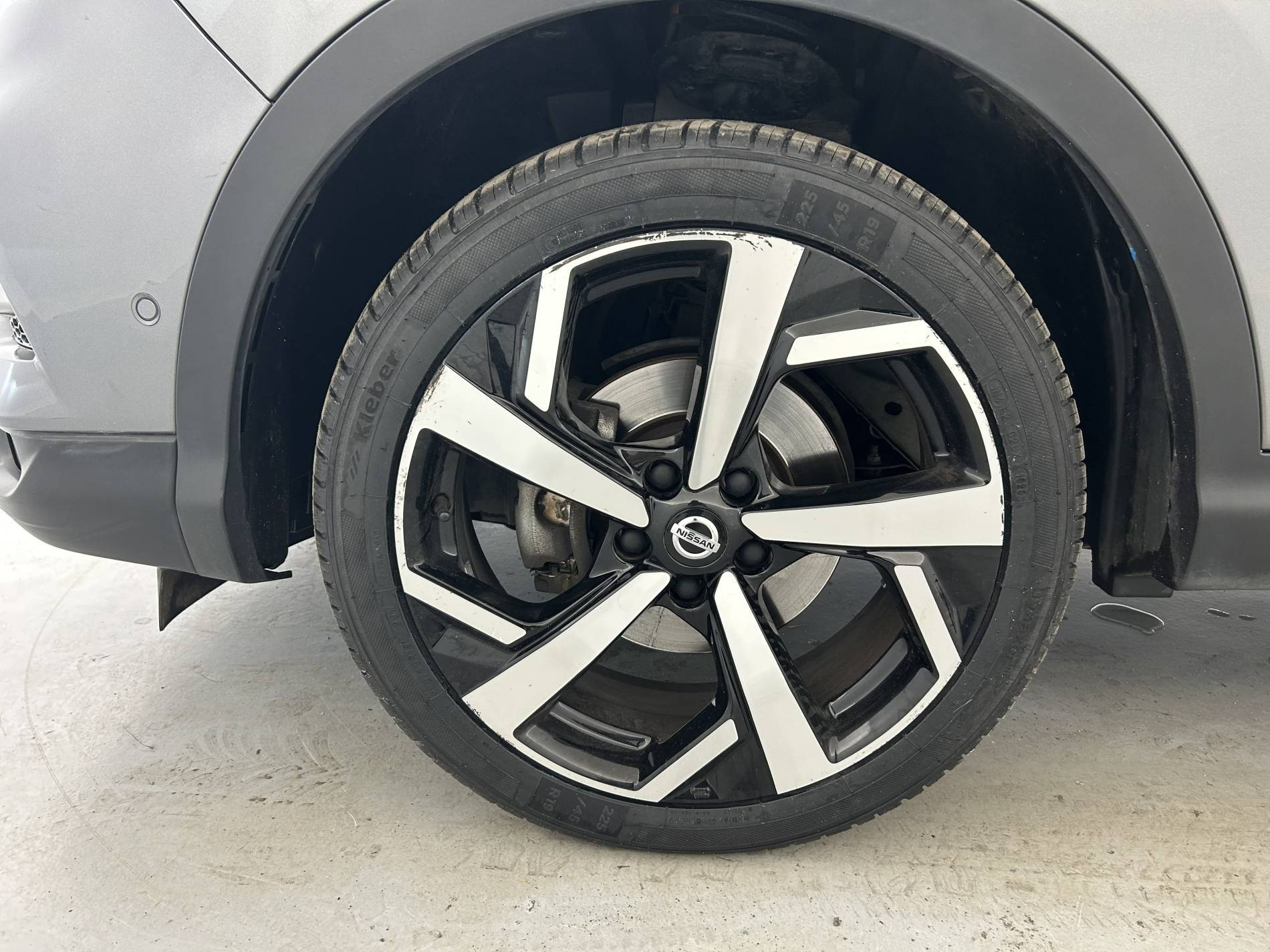 Vente en ligne Nissan Qashqai Qashqai 1.3 DIG-T 160 au prix de 16 450 €