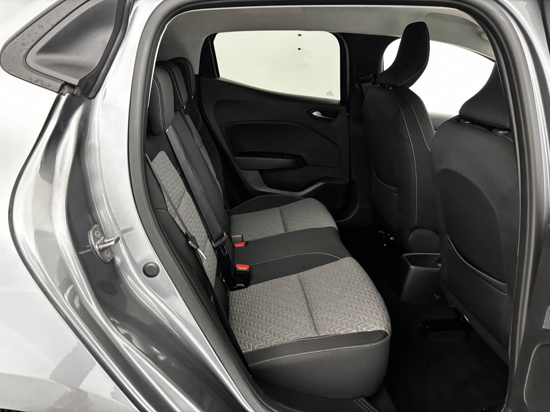 Vente en ligne Renault Clio 5 Clio TCe 90 au prix de 14 990 €