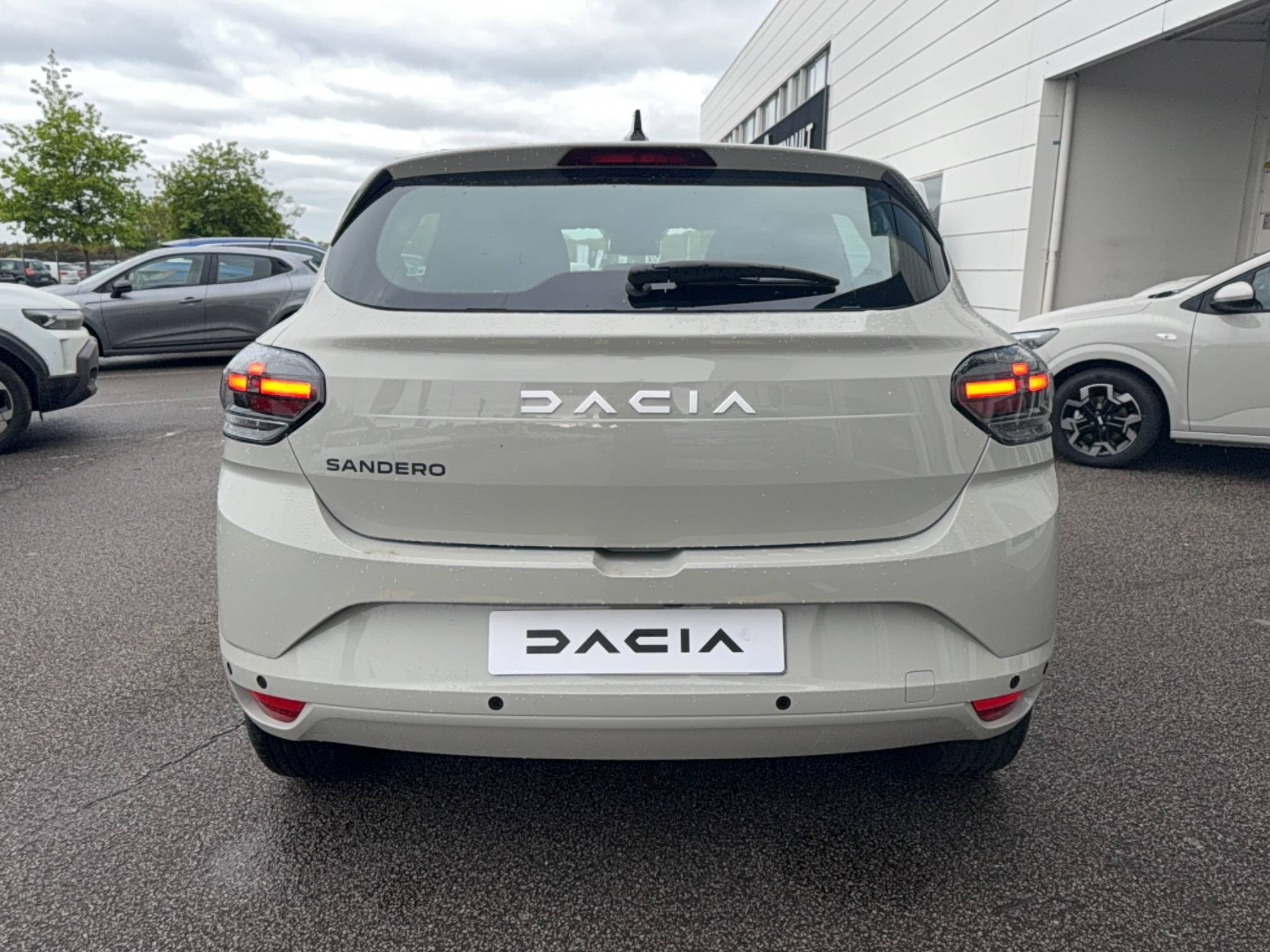 Vente en ligne Dacia Sandero Sandero ECO-G 120 auto au prix de 20 590 €