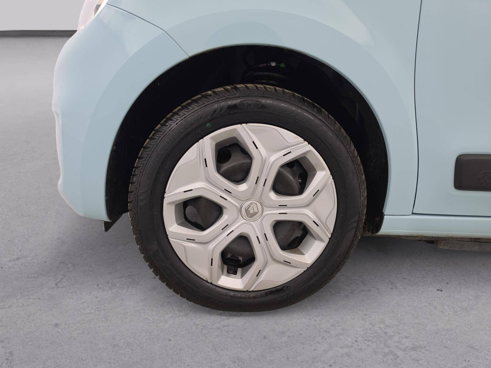 Vente en ligne Renault Twingo Electrique Twingo III E-Tech au prix de 12 490 €