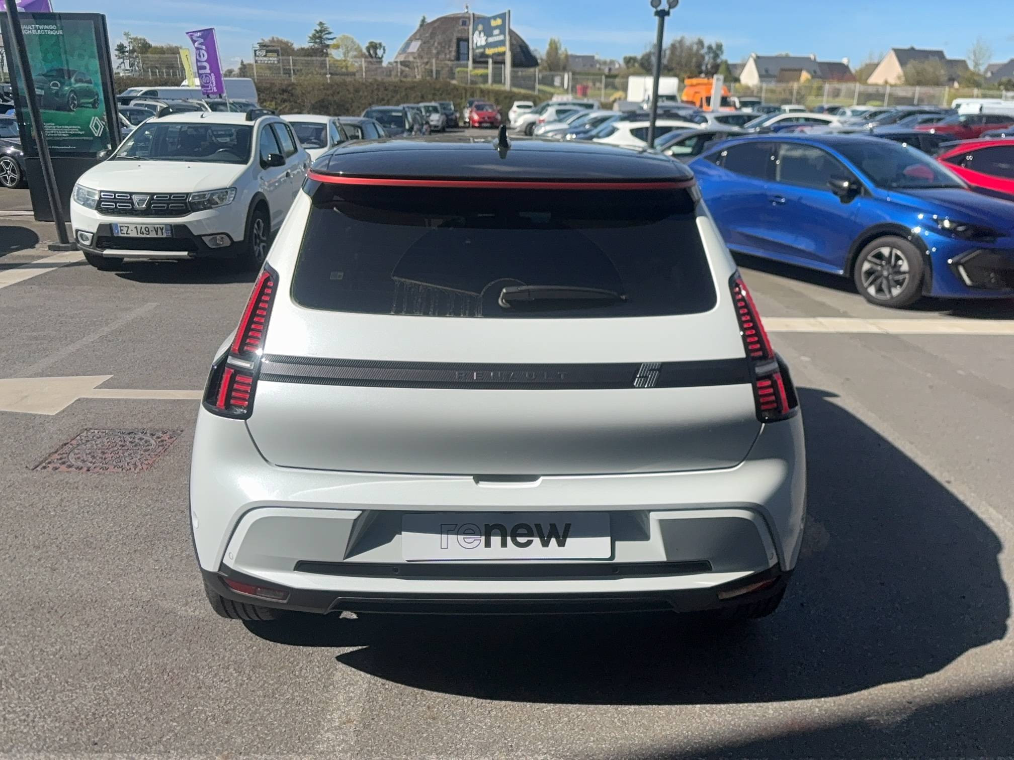 Vente en ligne Renault R5 E-Tech  120 ch autonomie urbaine au prix de 30 490 €