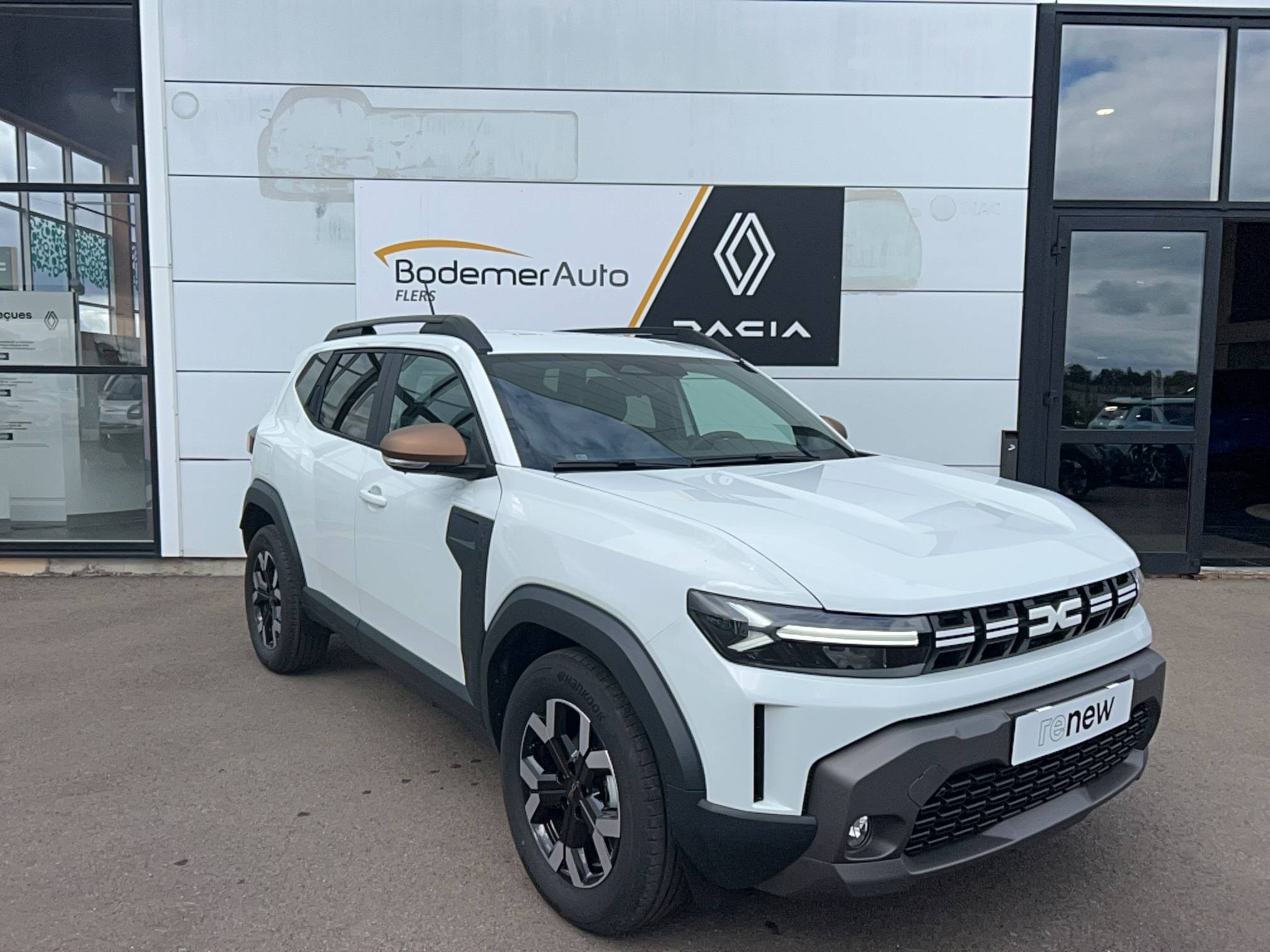 Vente en ligne Dacia Duster  Mild Hybrid 130 au prix de 24 980 €