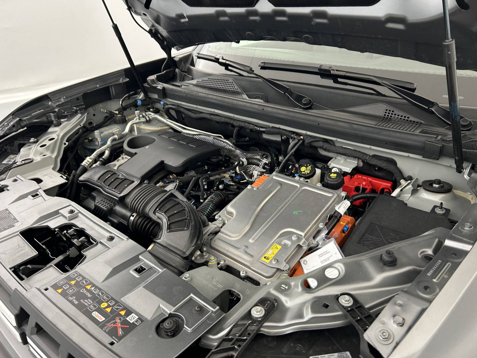 Vente en ligne Dacia Duster  Hybrid 140 au prix de 25 990 €