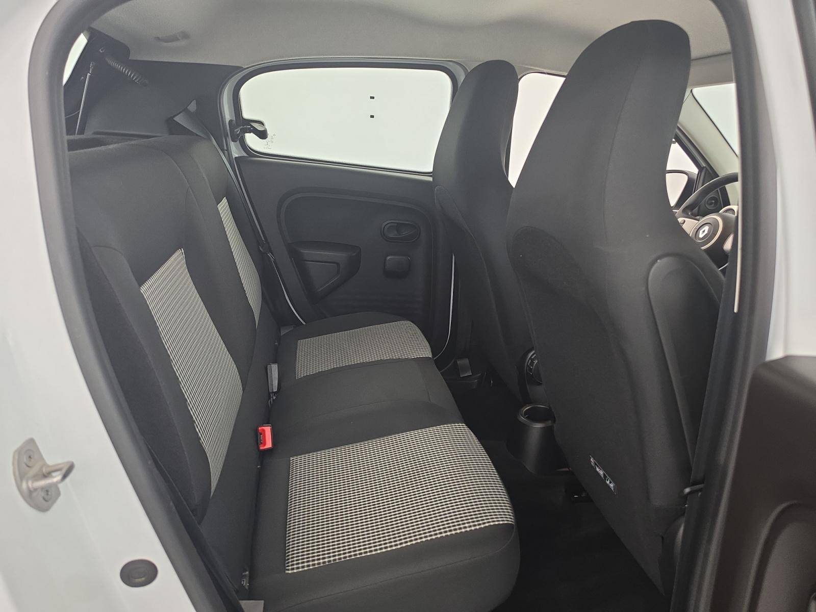Vente en ligne Renault Twingo Electrique Twingo III E-Tech au prix de 11 990 €