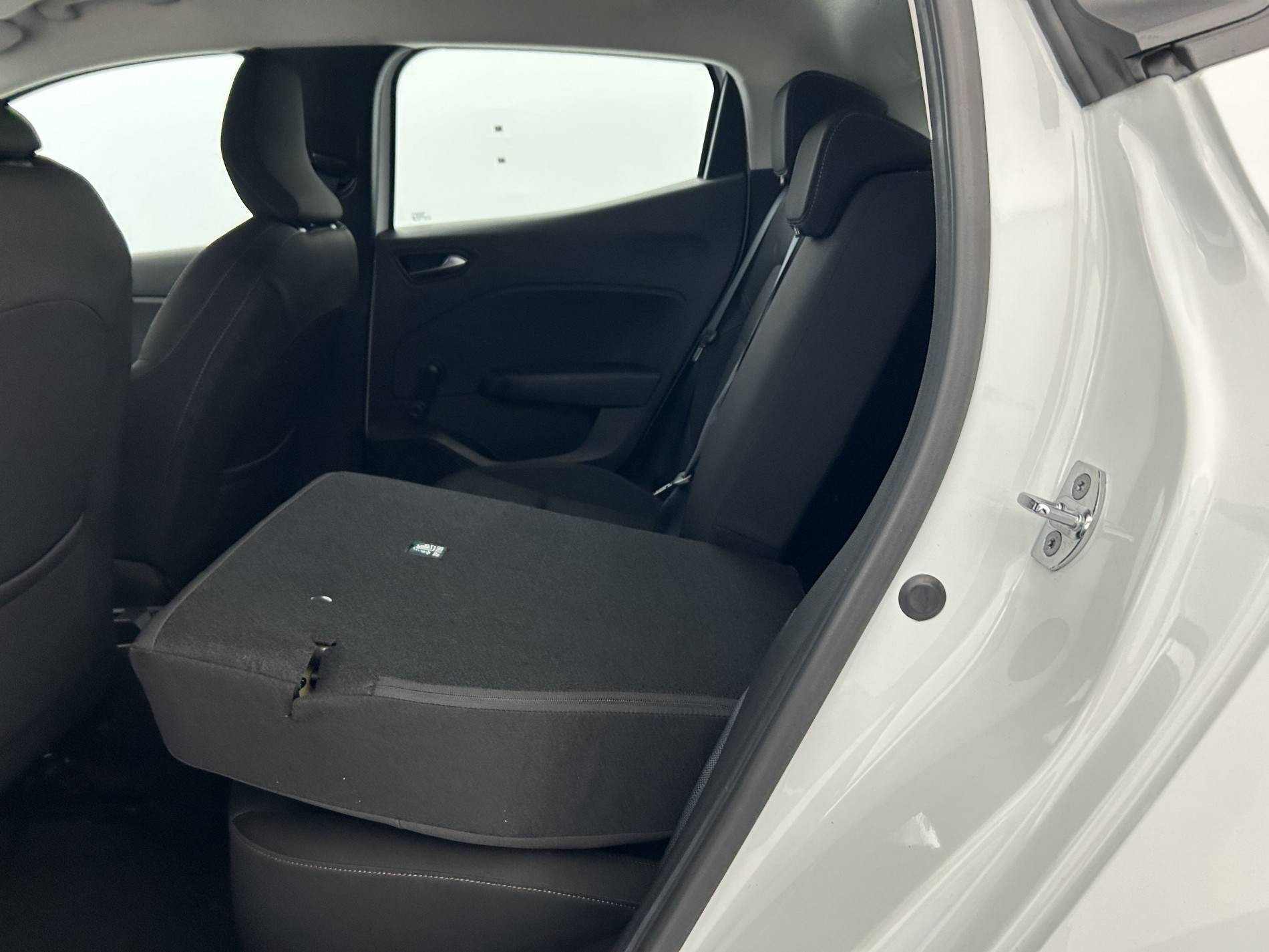 Vente en ligne Renault Clio 5 Clio SCe 65 - 21N au prix de 12 991 €