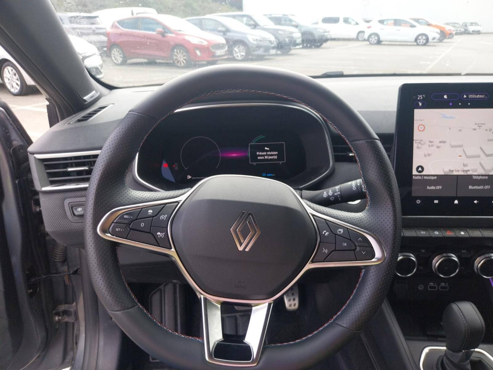 Vente en ligne Renault Clio 5 Clio E-Tech full hybrid 145 ch GSR2 au prix de 20 990 €