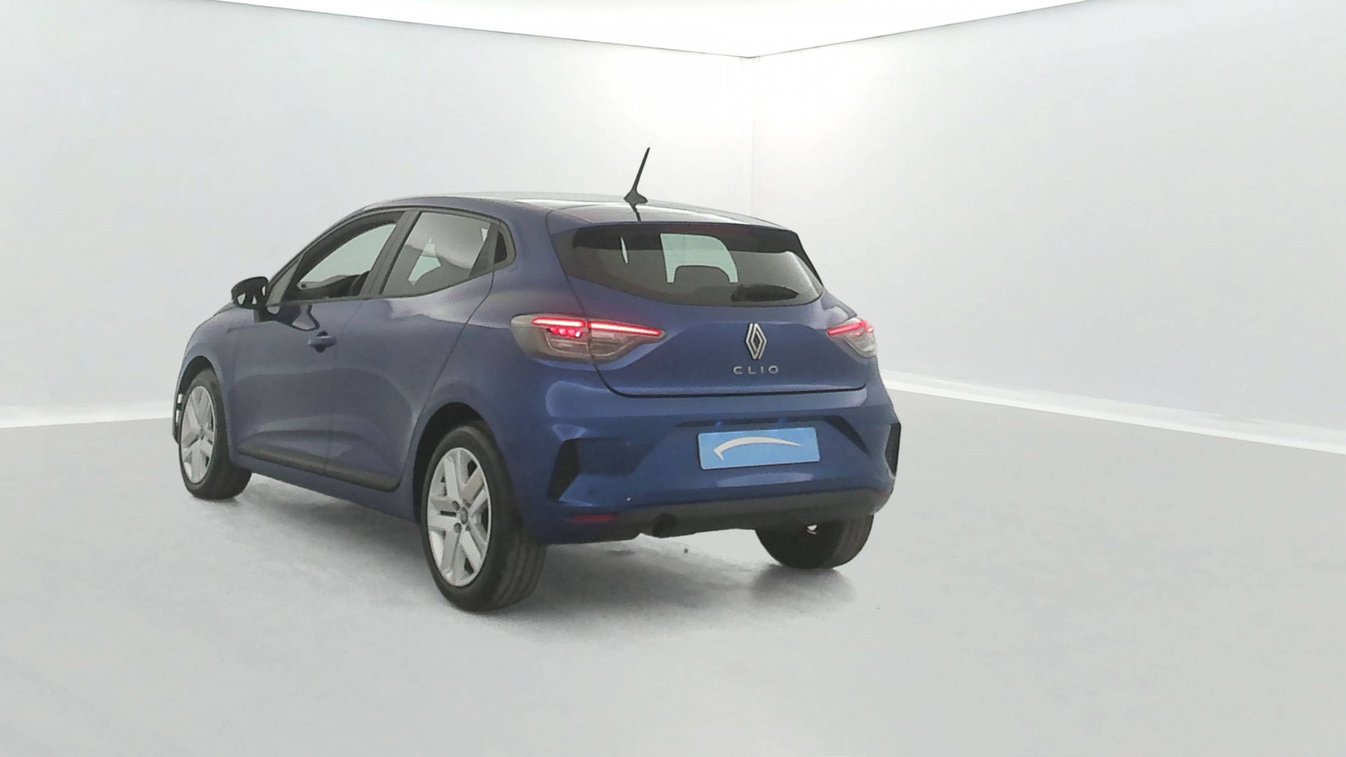 Vente en ligne Renault Clio 5 Clio Blue dCi 100 au prix de 16 990 €