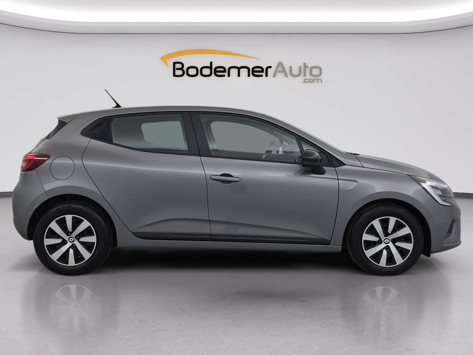 Vente en ligne Renault Clio 5 Clio TCe 90 au prix de 14 790 €