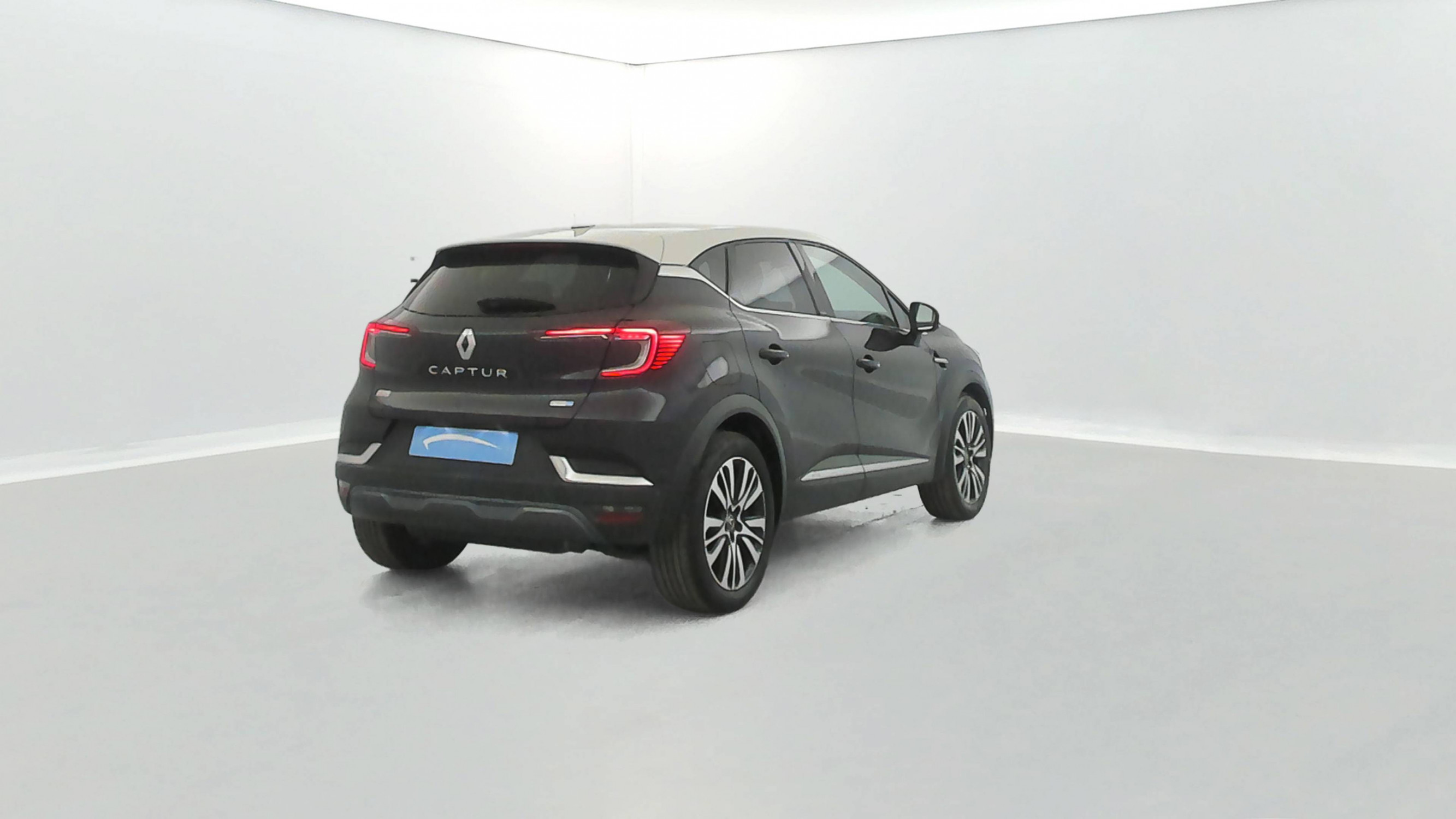 Vente en ligne Renault Captur  E-Tech Plug-in 160 au prix de 17 990 €