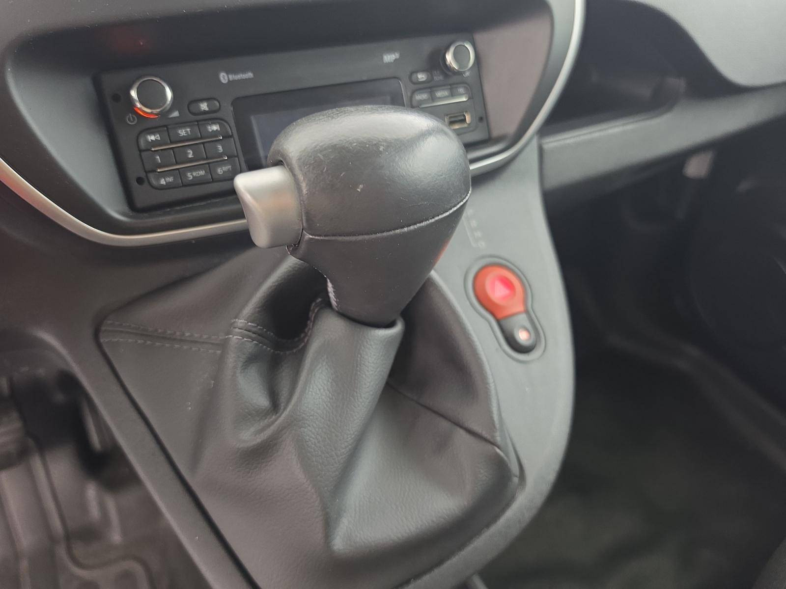 Vente en ligne Renault Kangoo Electrique KANGOO Z.E. 33 au prix de 13 990 €