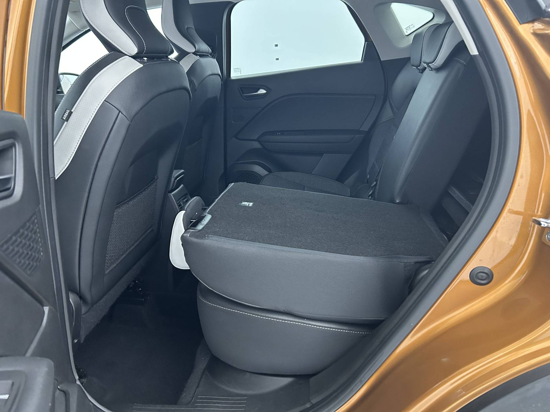Vente en ligne Renault Captur  E-Tech 145 - 21 au prix de 18 491 €