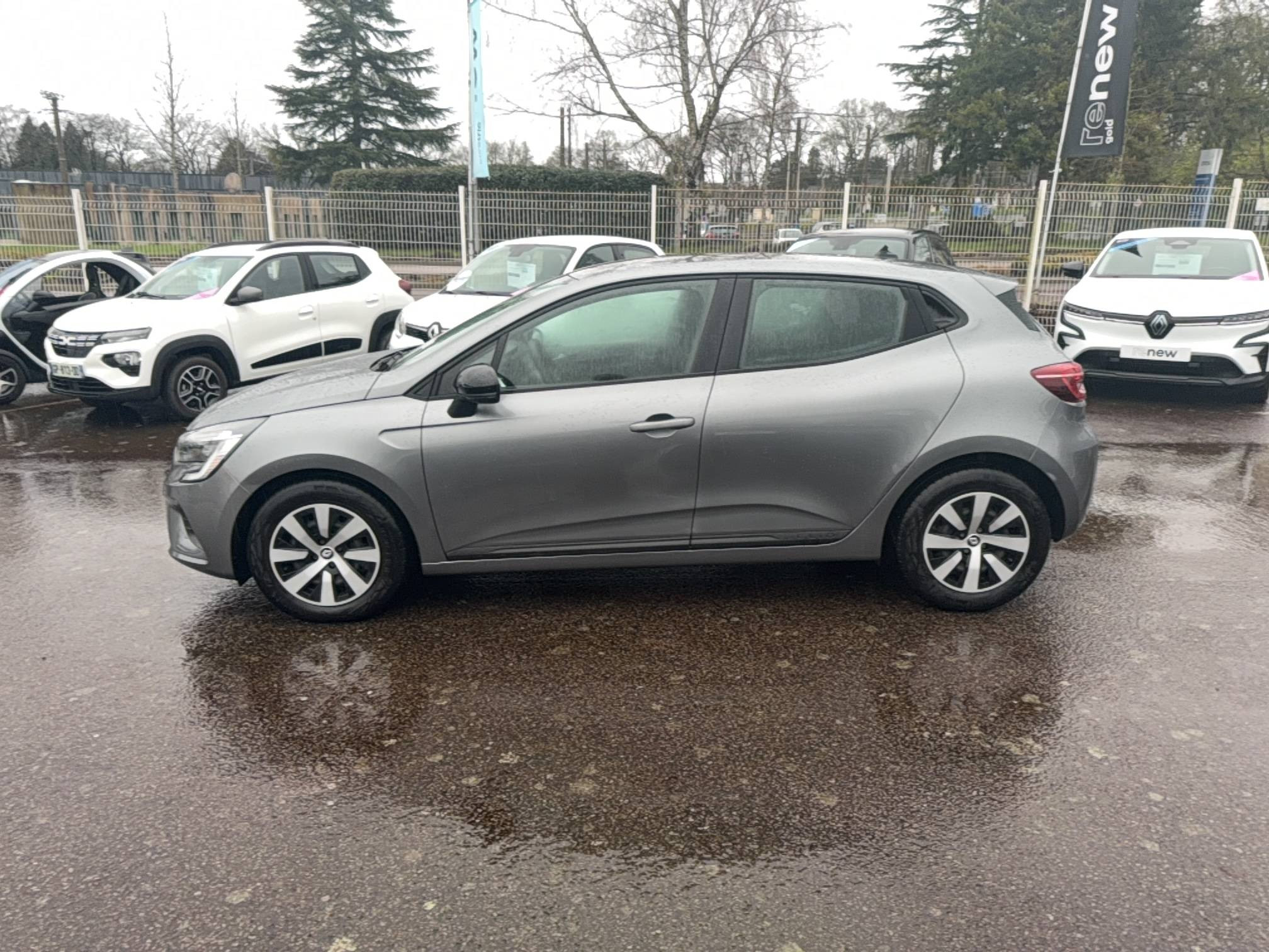 Vente en ligne Renault Clio 5 Clio TCe 90 au prix de 14 790 €