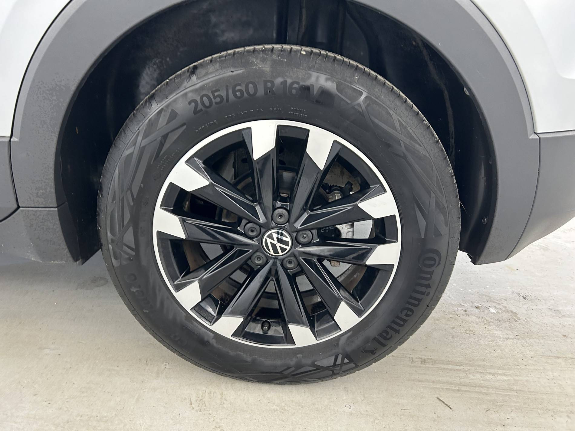 Vente en ligne Volkswagen T-Cross  1.0 TSI 110 Start/Stop DSG7 au prix de 22 290 €