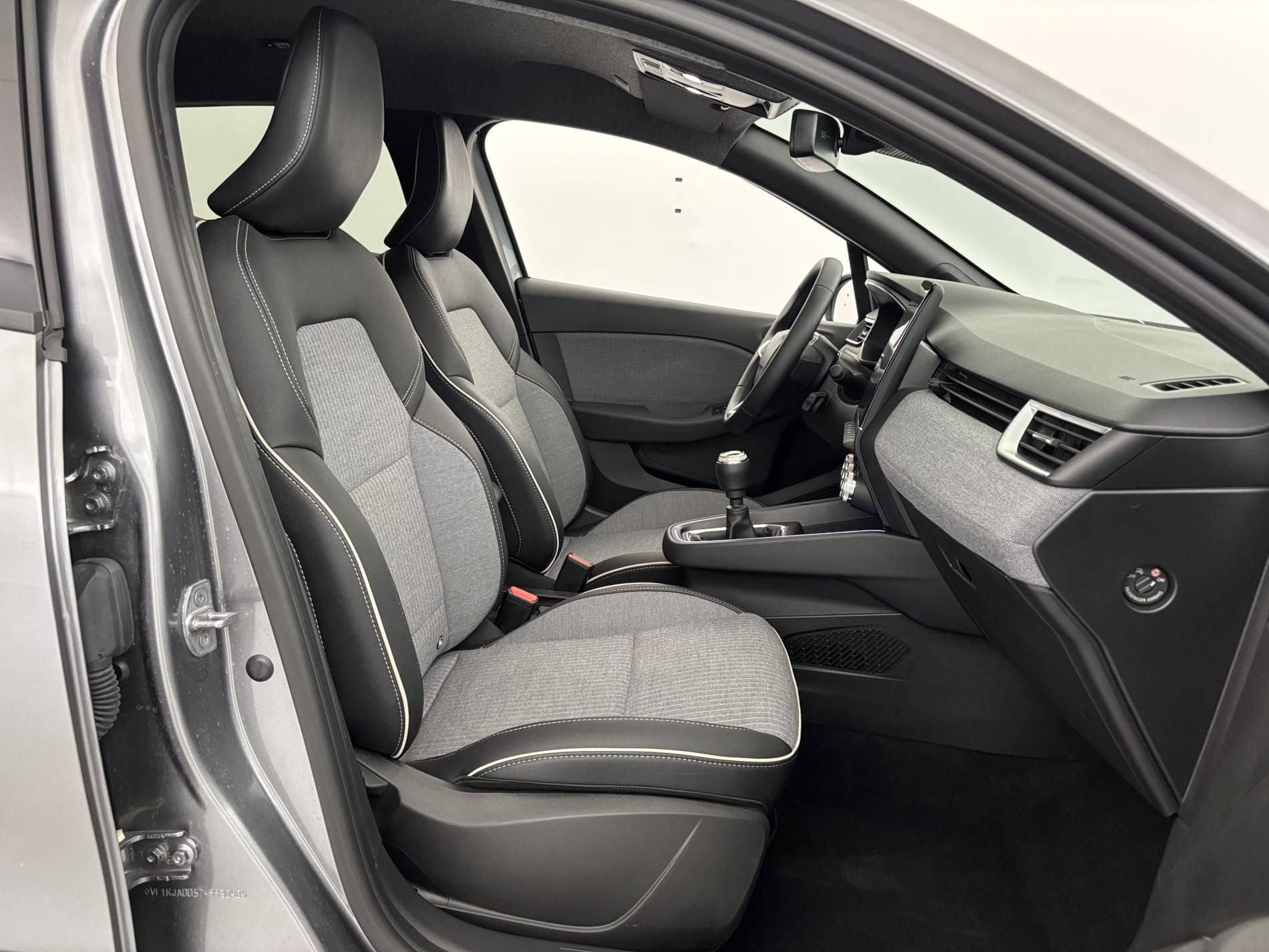 Vente en ligne Renault Clio 5 Clio TCe 90 ch GSR2 au prix de 18 490 €