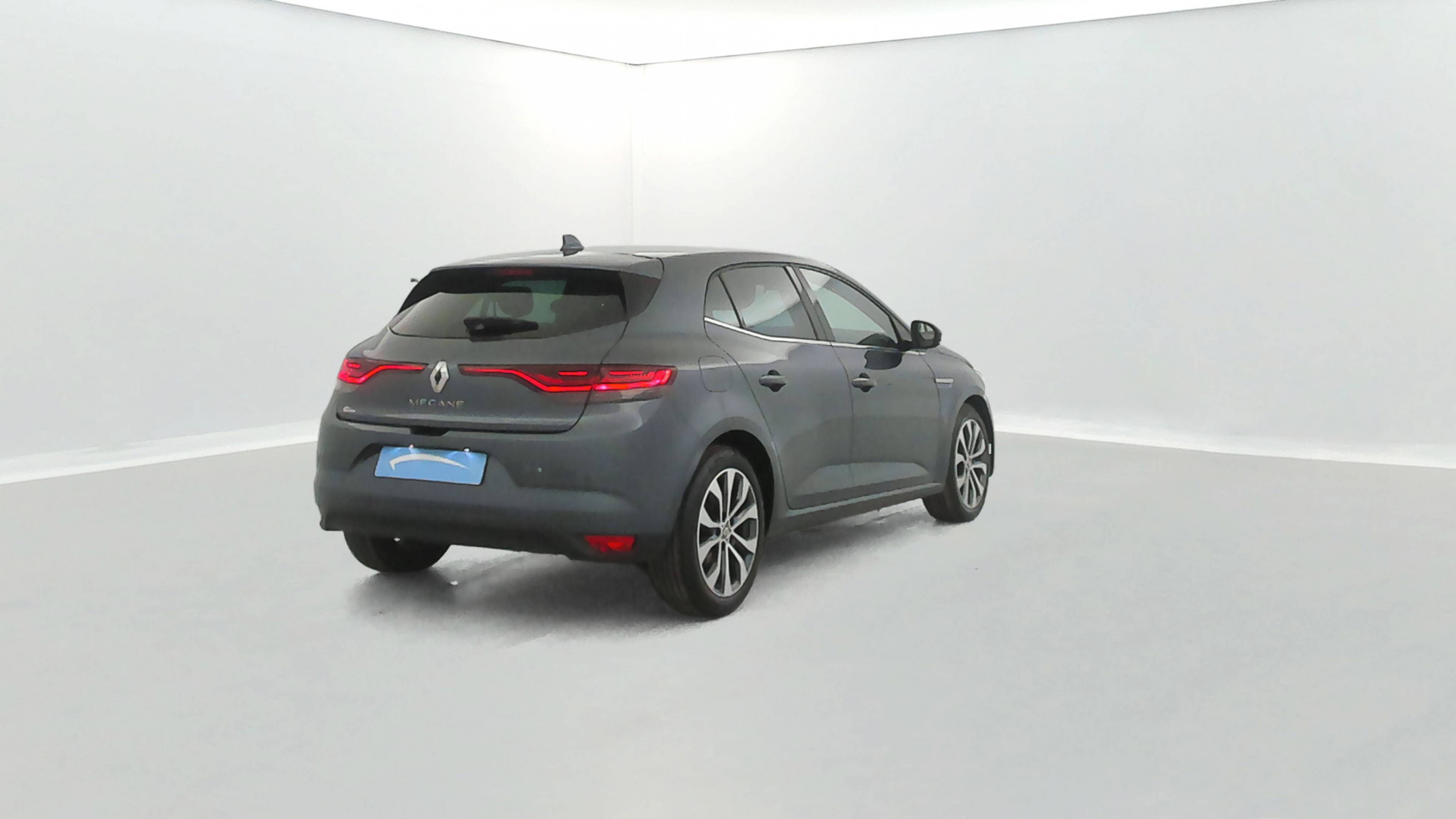 Vente en ligne Renault Megane 4  Blue dCi 115 EDC au prix de 19 690 €