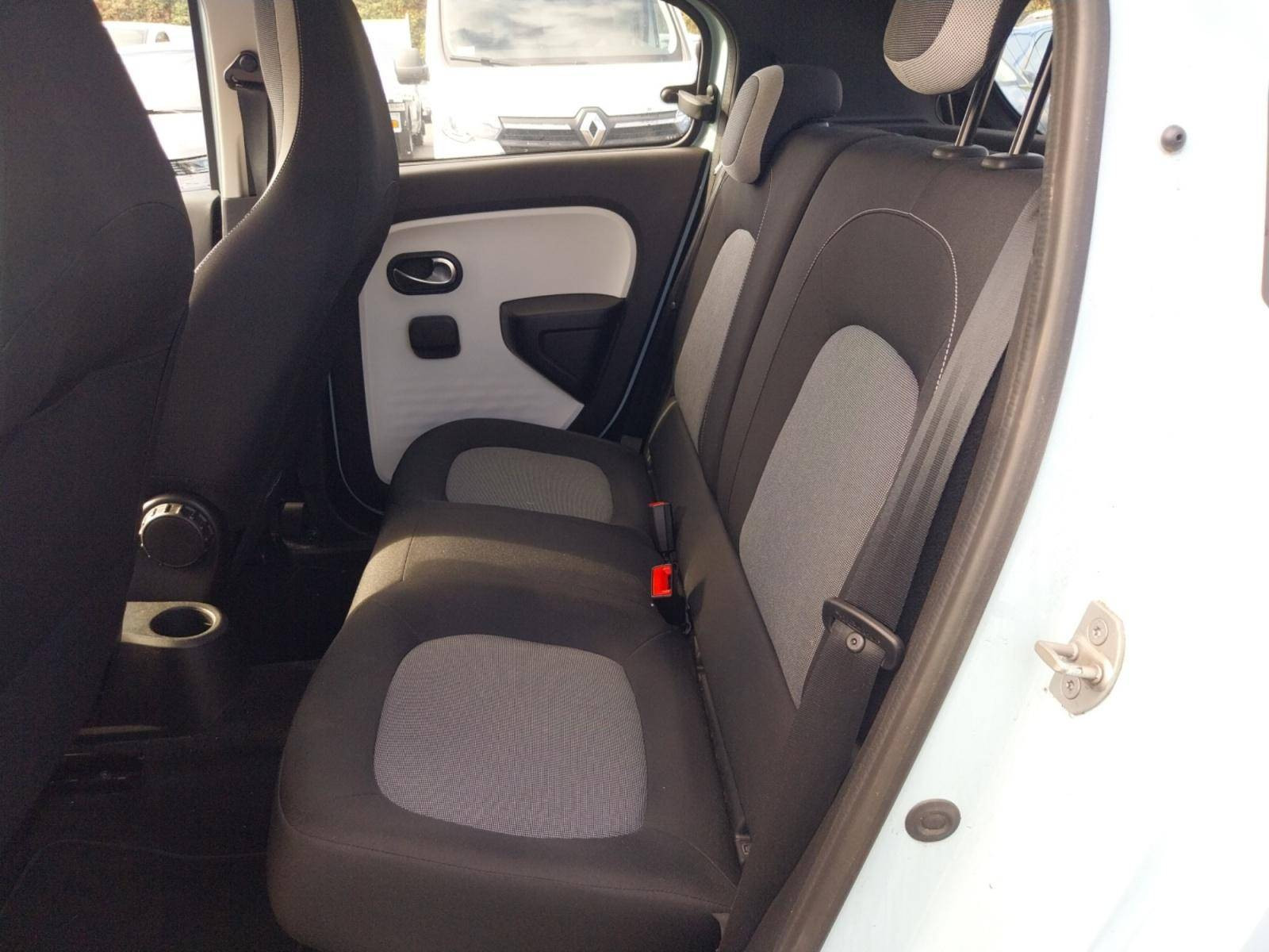 Vente en ligne Renault Twingo Electrique Twingo III E-Tech au prix de 13 890 €
