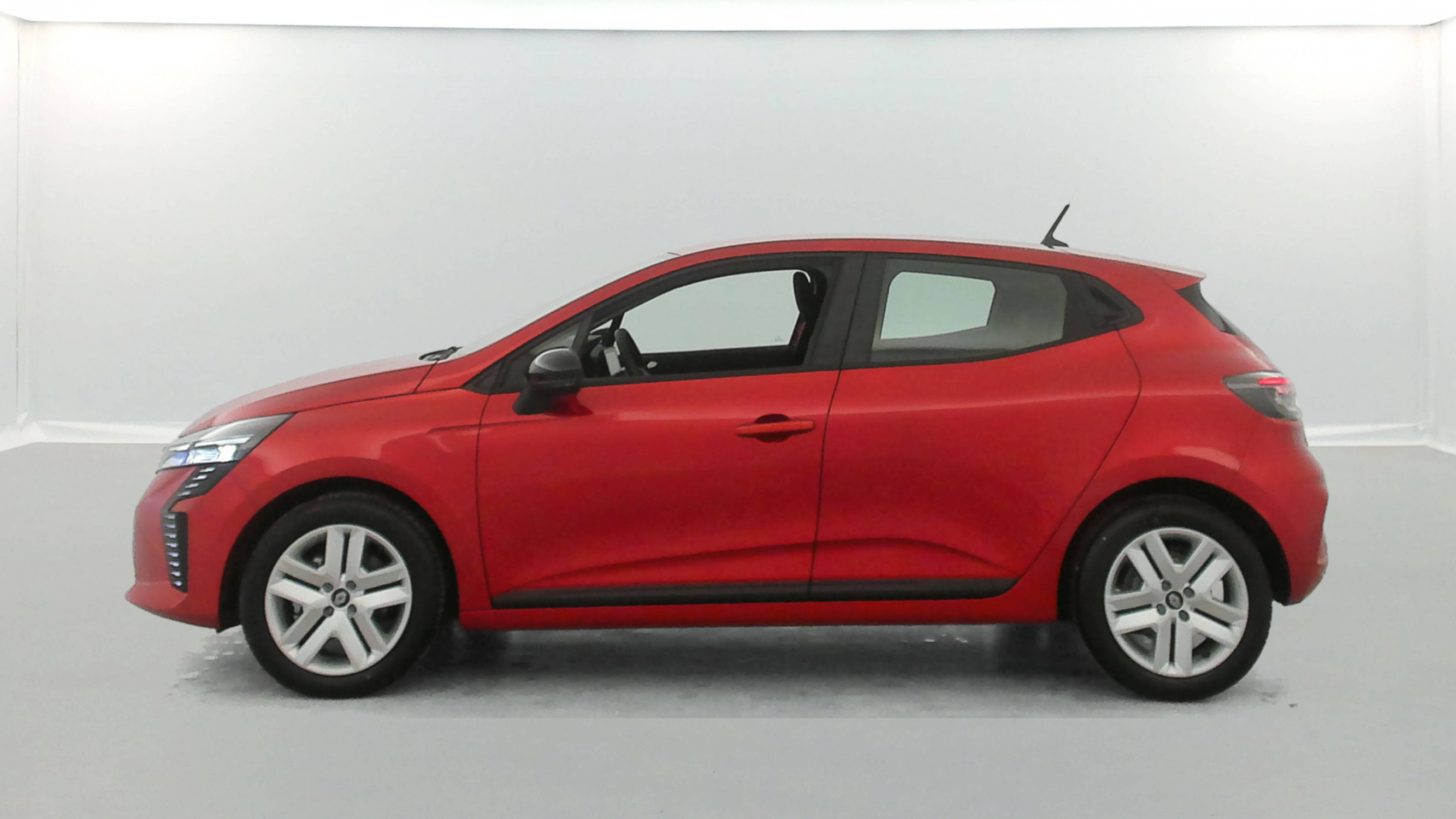 Vente en ligne Renault Clio 5 Clio Blue dCi 100 ch GSR2 au prix de 18 590 €