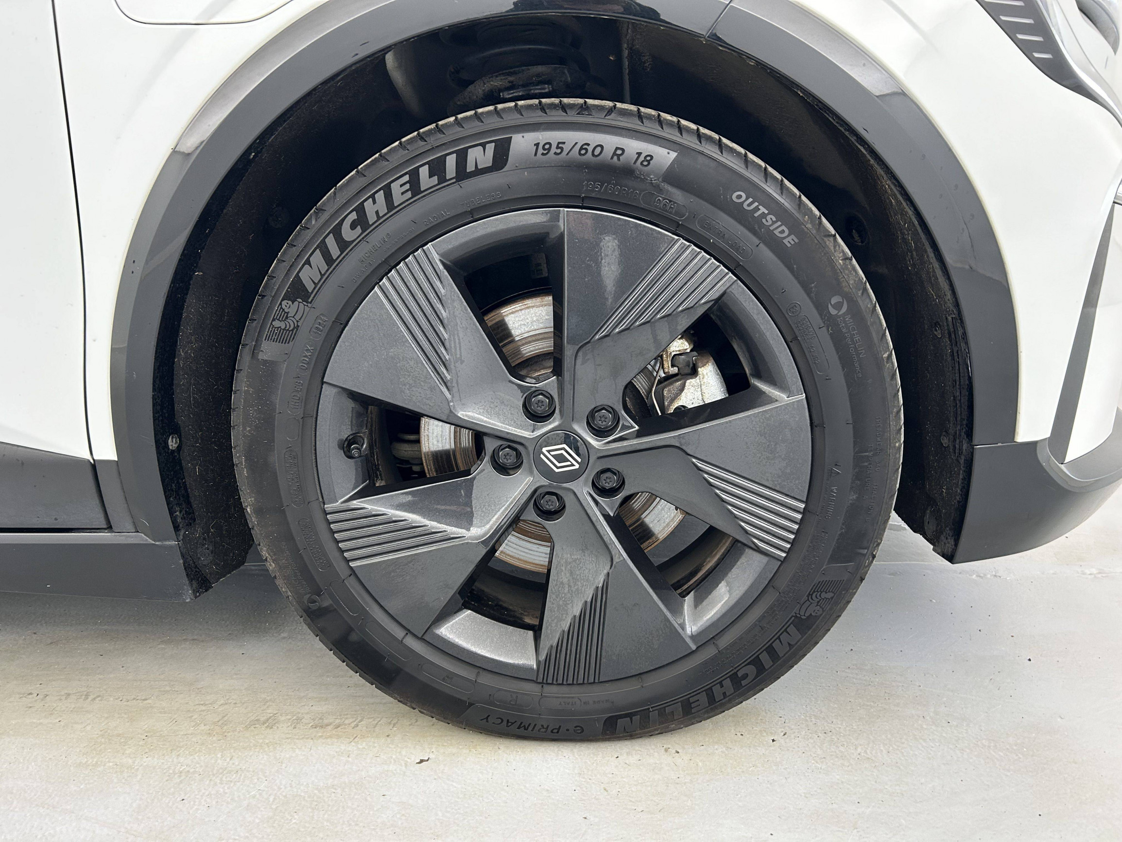 Vente en ligne Renault Megane E-Tech  130 ch autonomie confort GSR2 au prix de 19 950 €