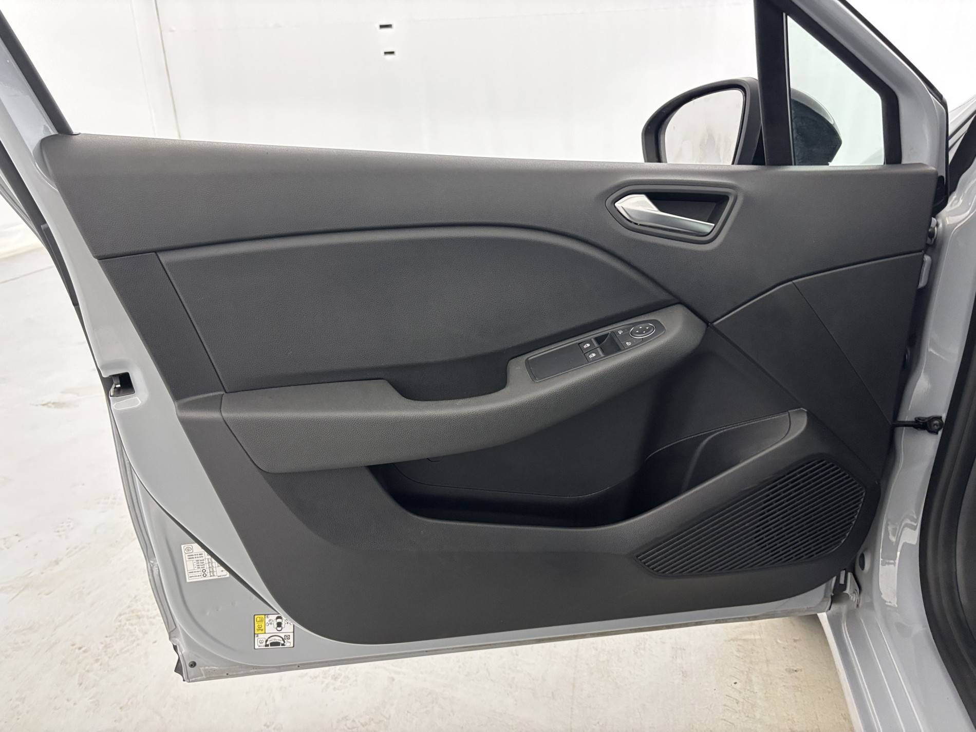 Vente en ligne Renault Clio 5 Clio Blue dCi 100 ch GSR2 au prix de 16 390 €