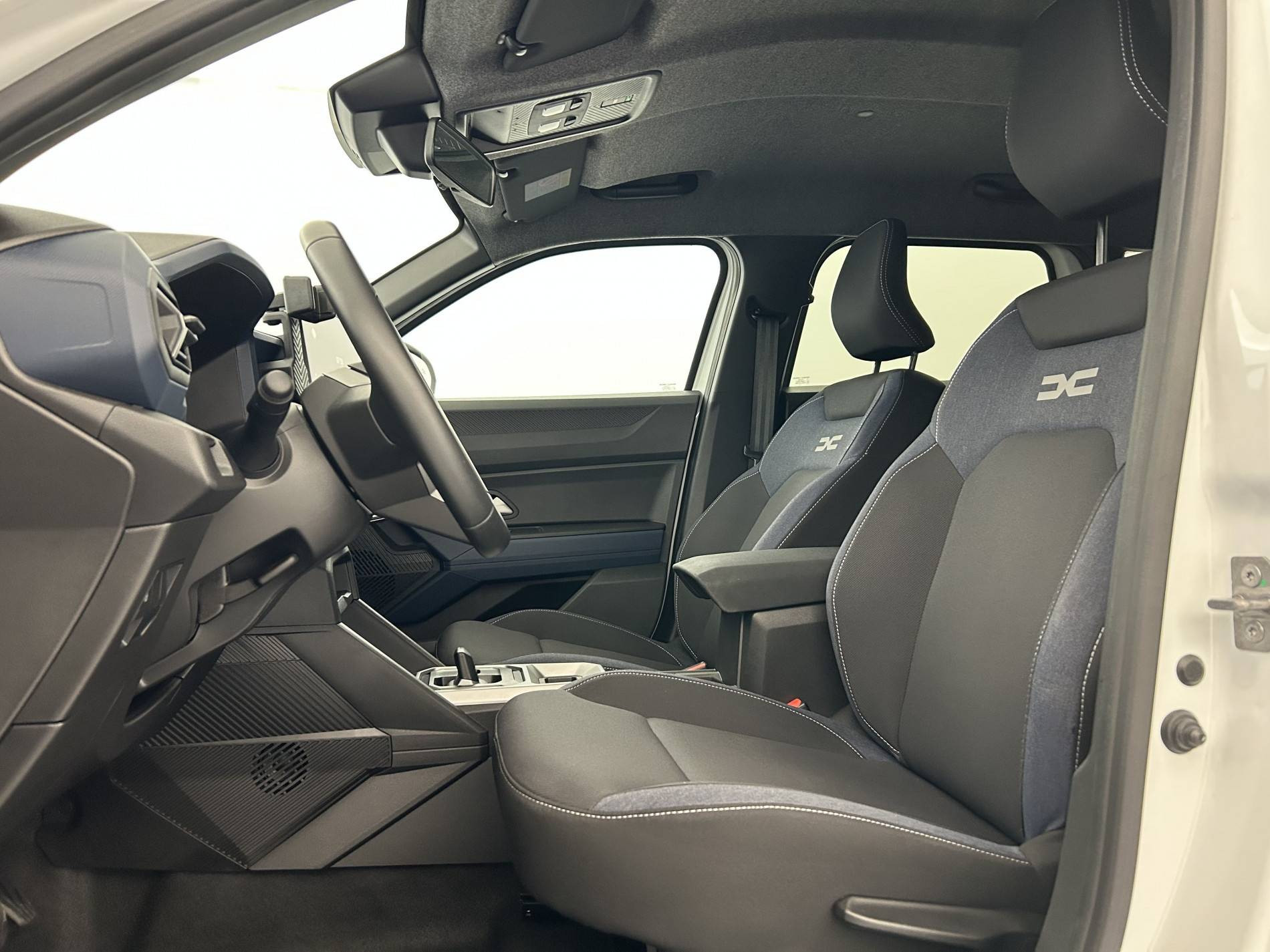 Vente en ligne Dacia Duster  Hybrid 140 au prix de 25 890 €