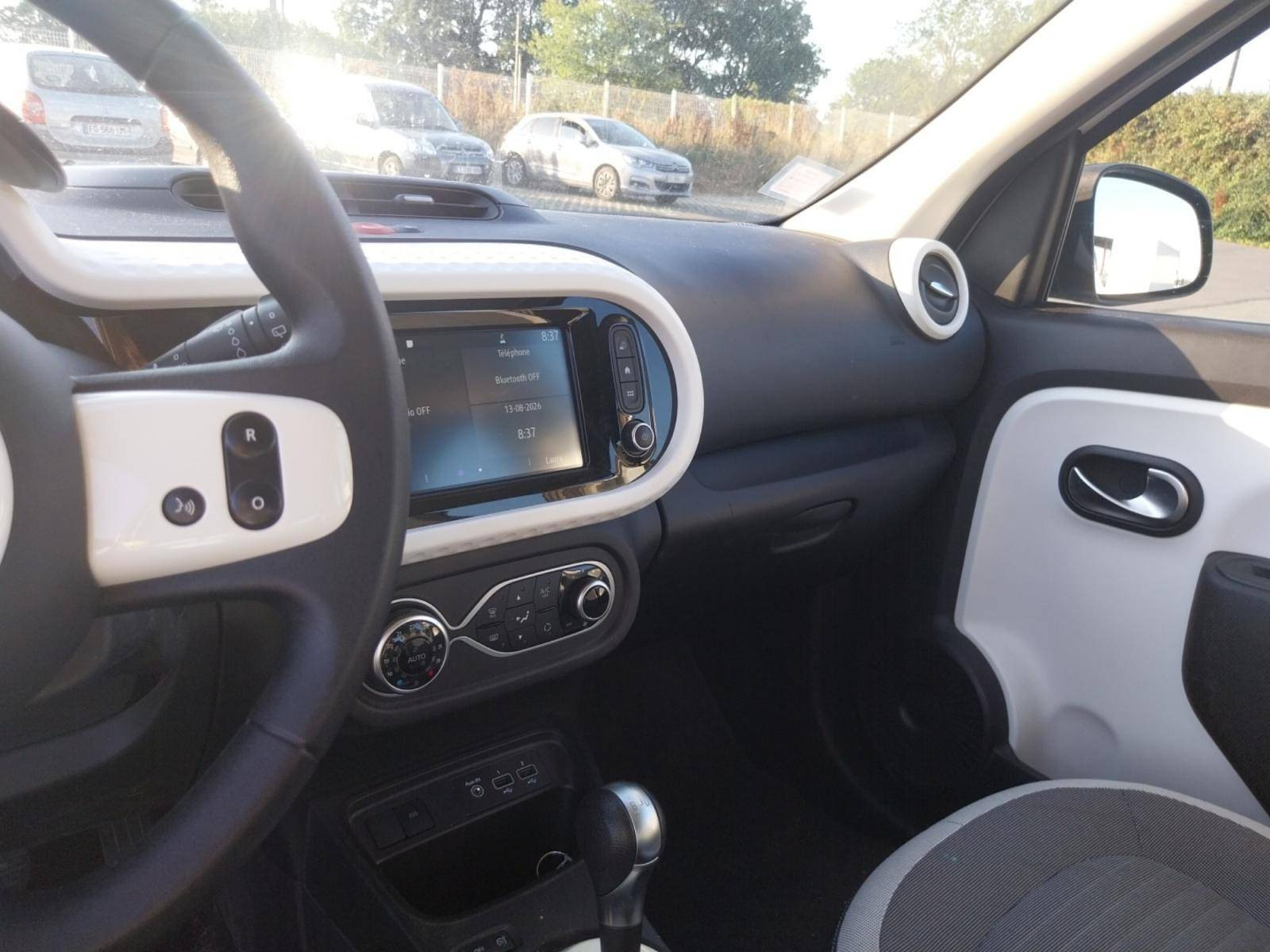 Vente en ligne Renault Twingo Electrique Twingo III E-Tech au prix de 10 200 €