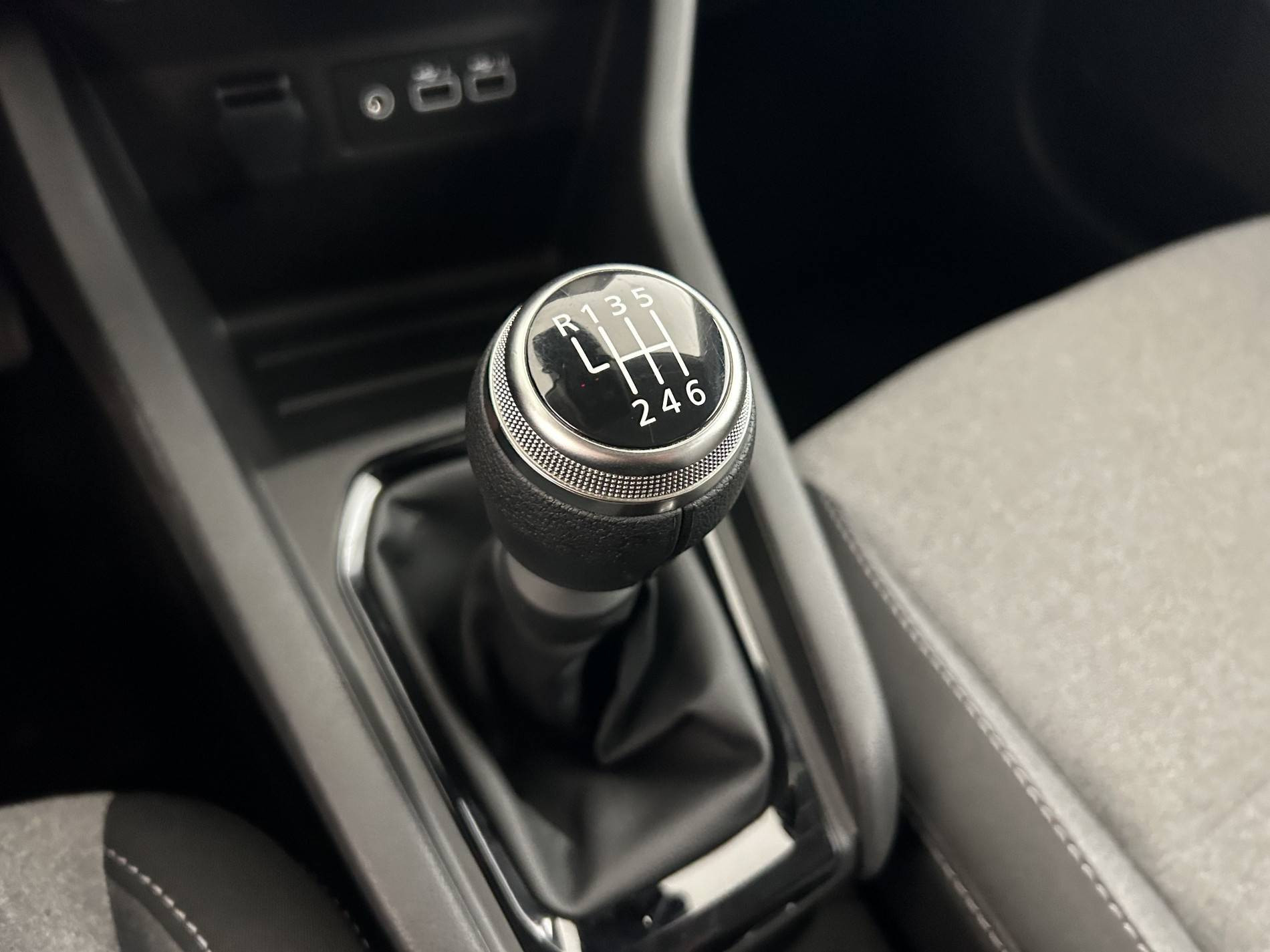 Vente en ligne Renault Clio 5 Clio Blue dCi 100 ch GSR2 au prix de 18 890 €