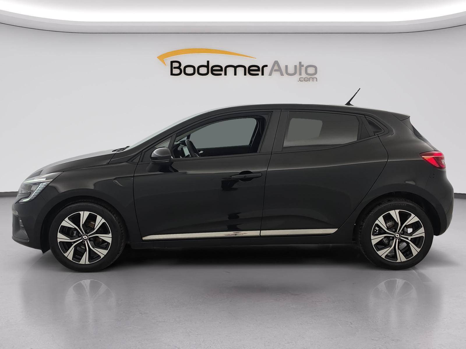Vente en ligne Renault Clio 5 Clio TCe 90 au prix de 13 890 €