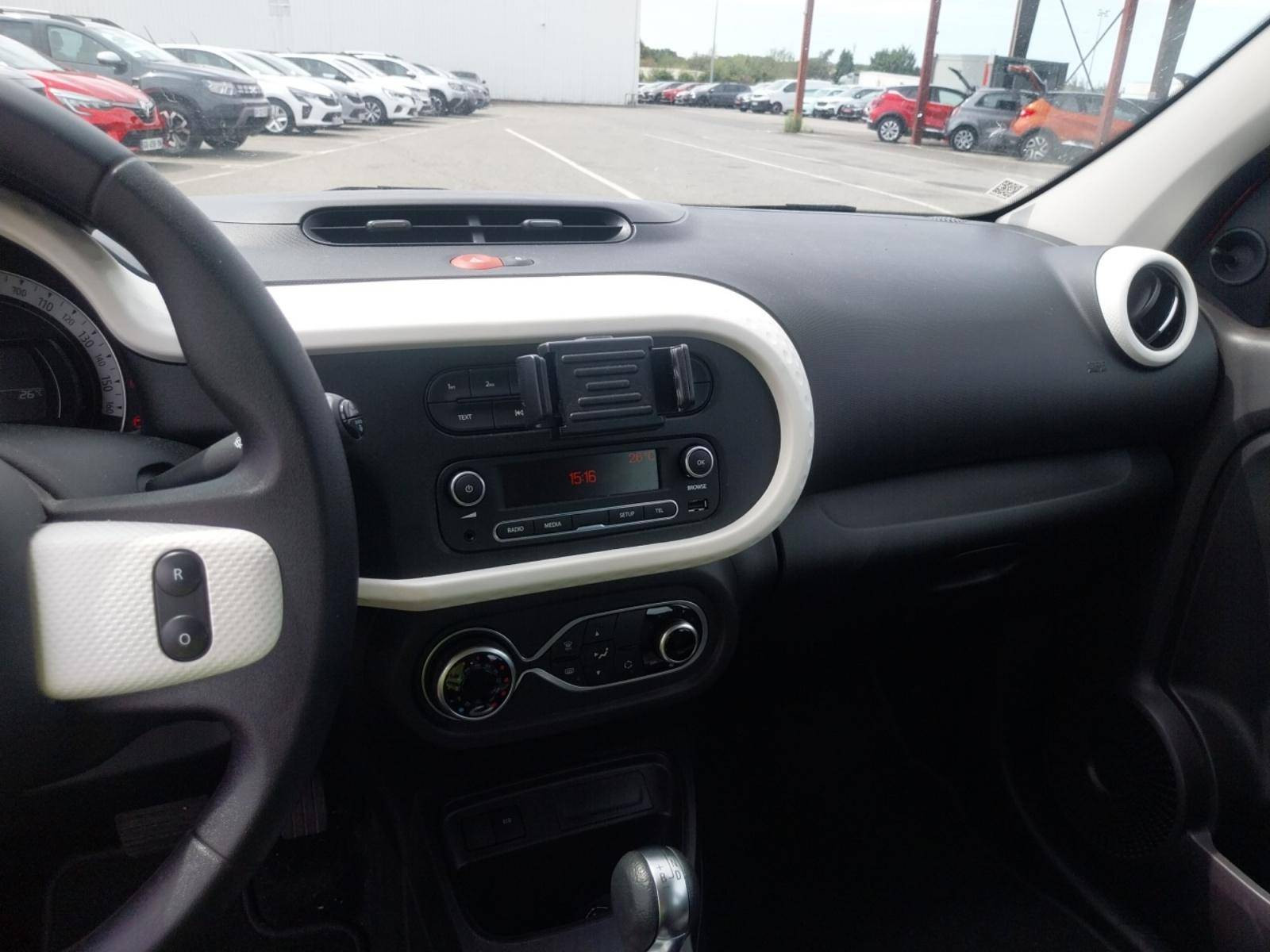 Vente en ligne Renault Twingo Electrique Twingo III E-Tech au prix de 14 500 €