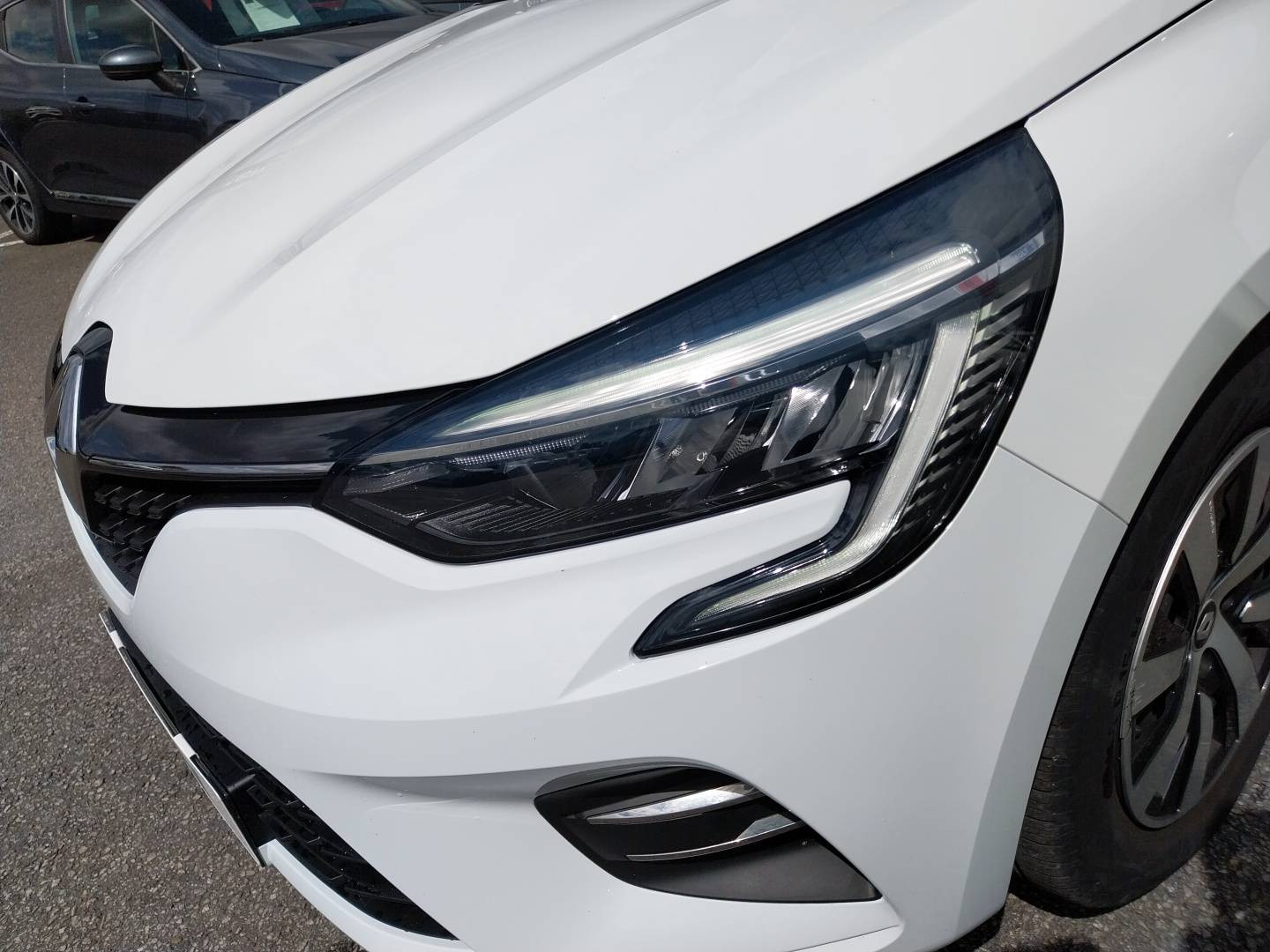 Vente en ligne Renault Clio 5 Clio TCe 90 au prix de 14 990 €