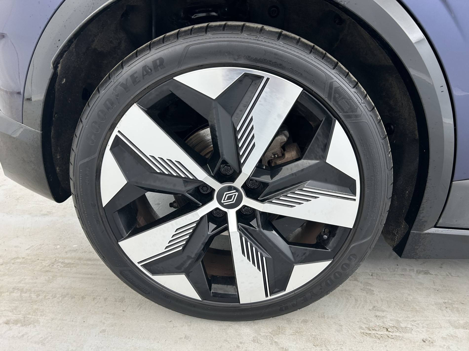 Vente en ligne Renault Megane E-Tech  EV40 130ch standard charge au prix de 20 990 €