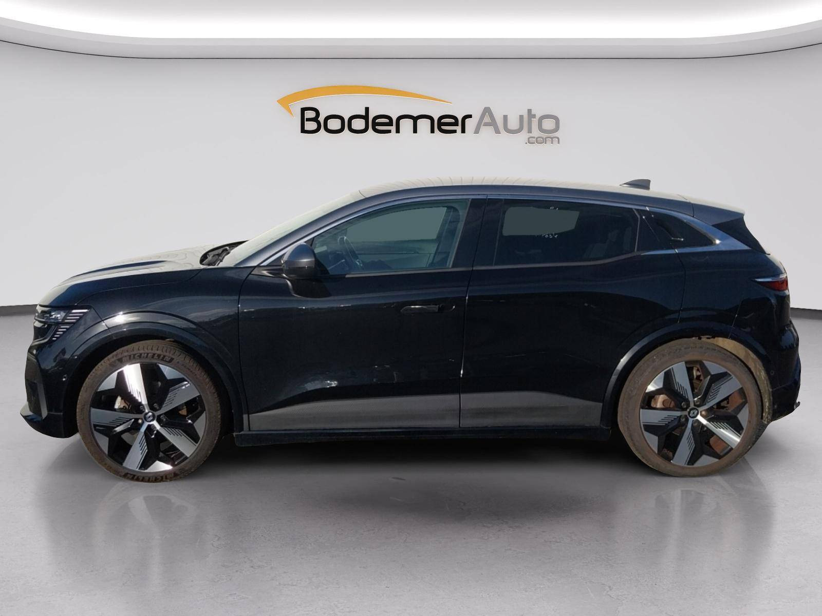 Vente en ligne Renault Megane E-Tech  EV60 220 ch super charge au prix de 25 900 €
